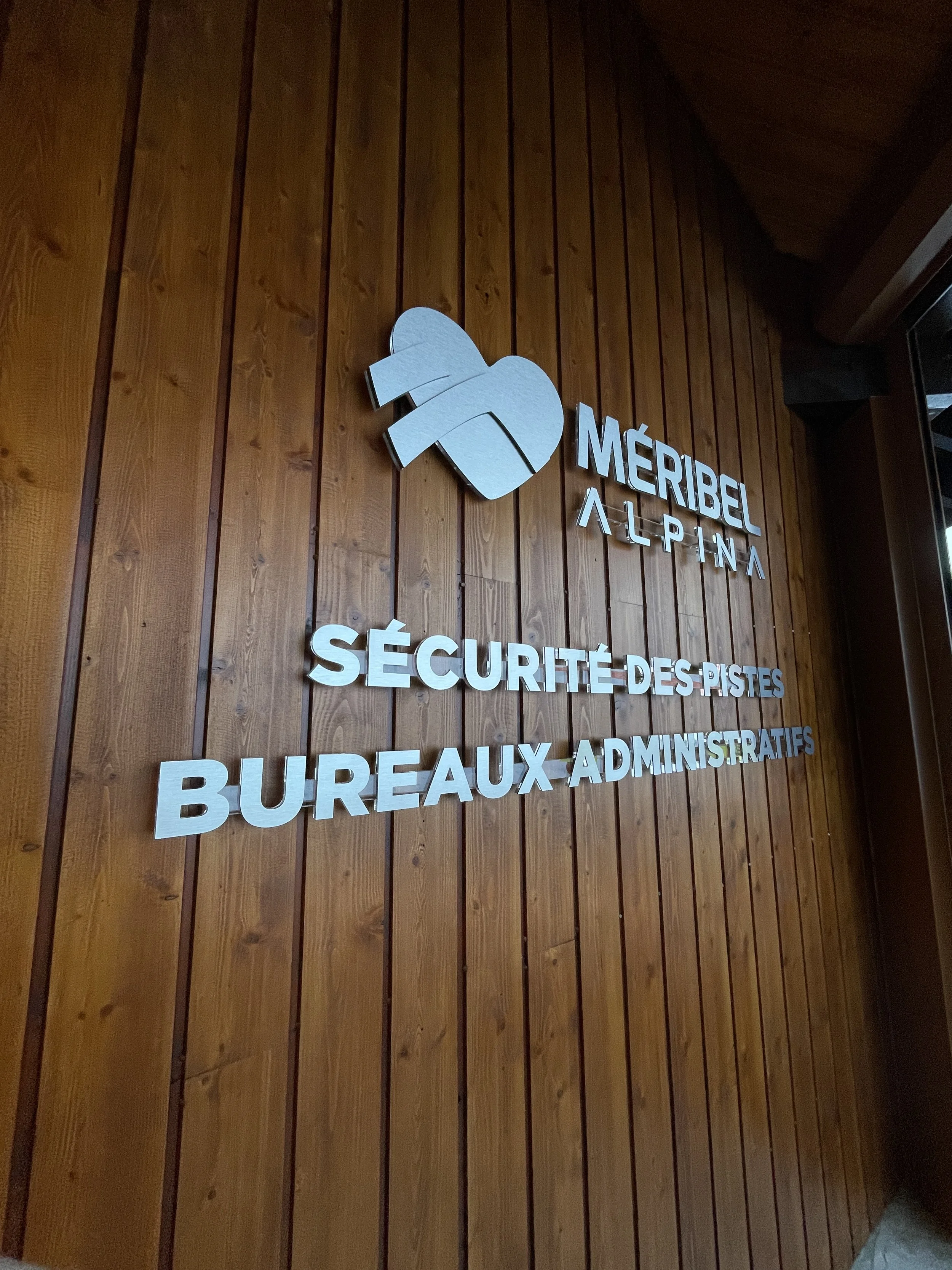 MERIBEL ALPINA_accueil_012.jpg