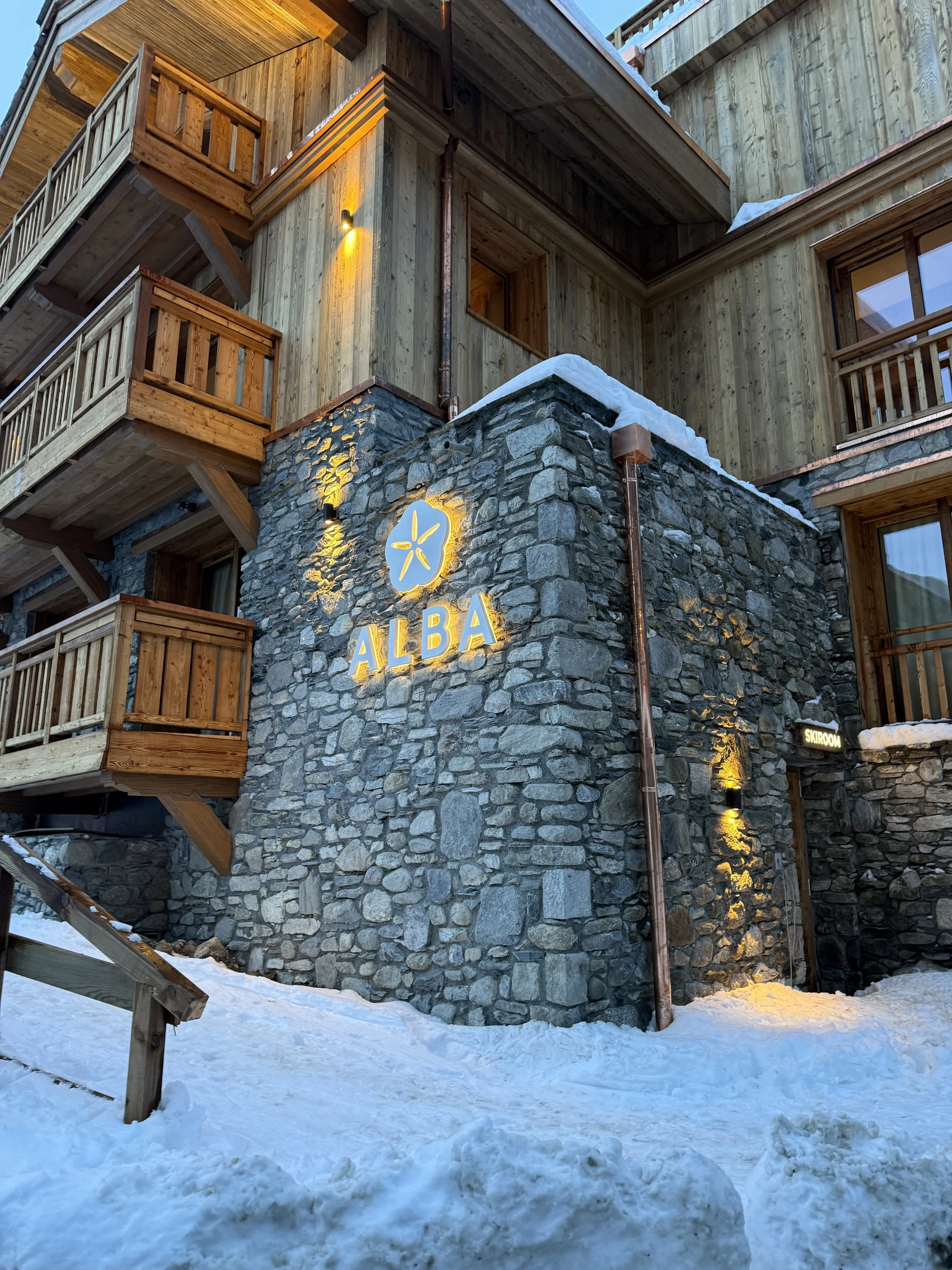 ALBA Enseigne_01.jpg