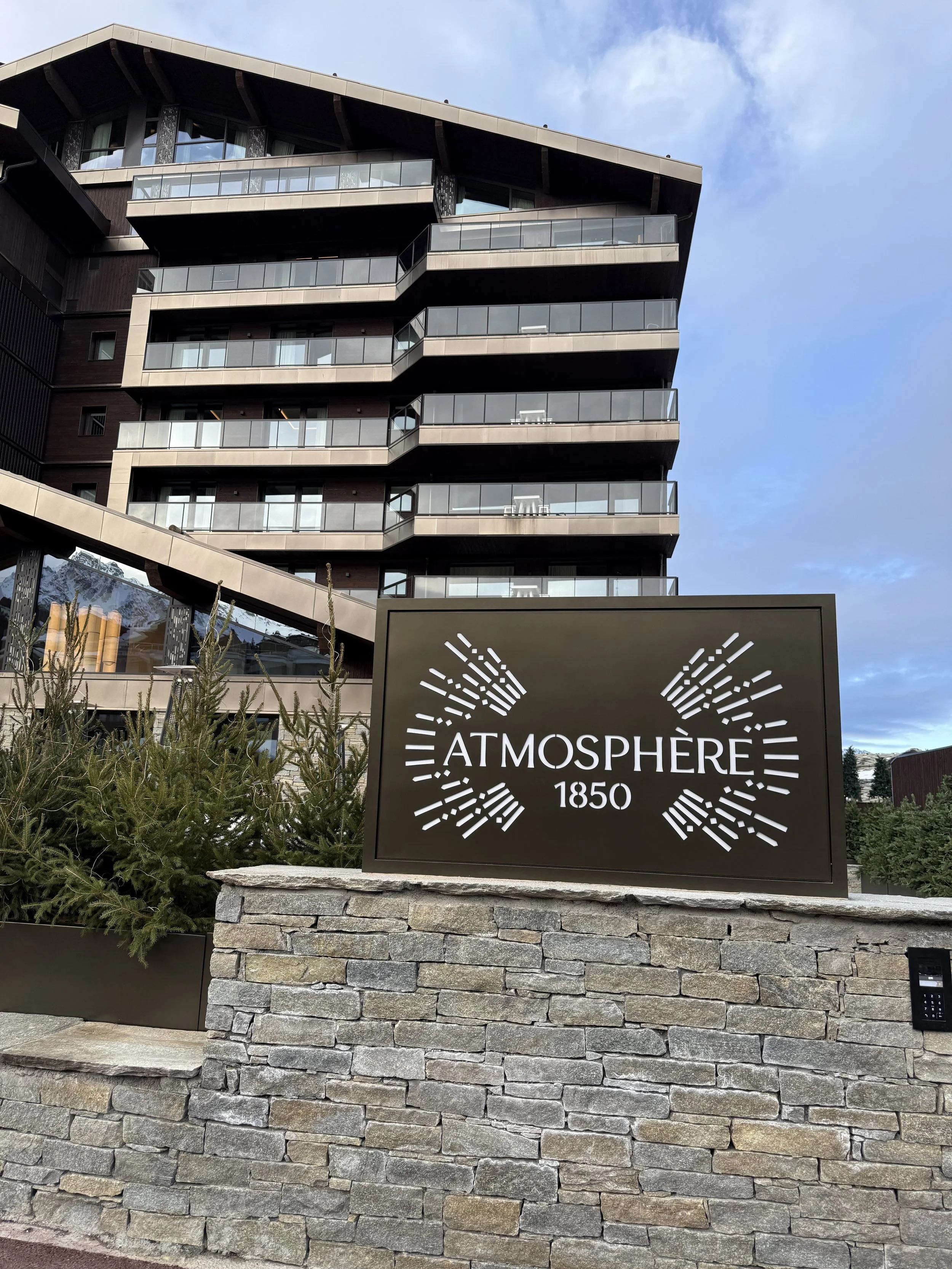 ATMOSPHERE Totem_13.jpg