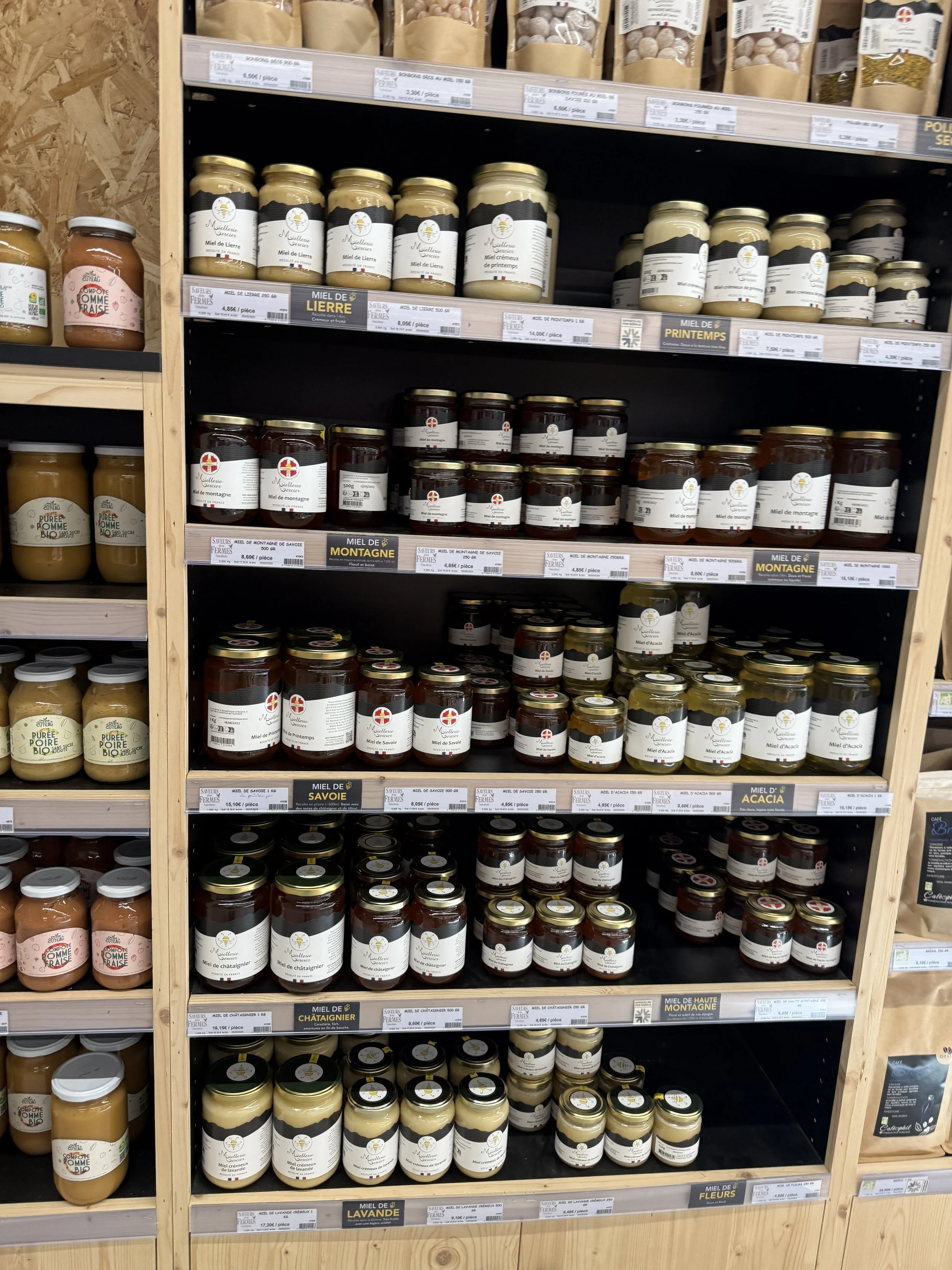 SAVEURS Sign rayons_04.jpg