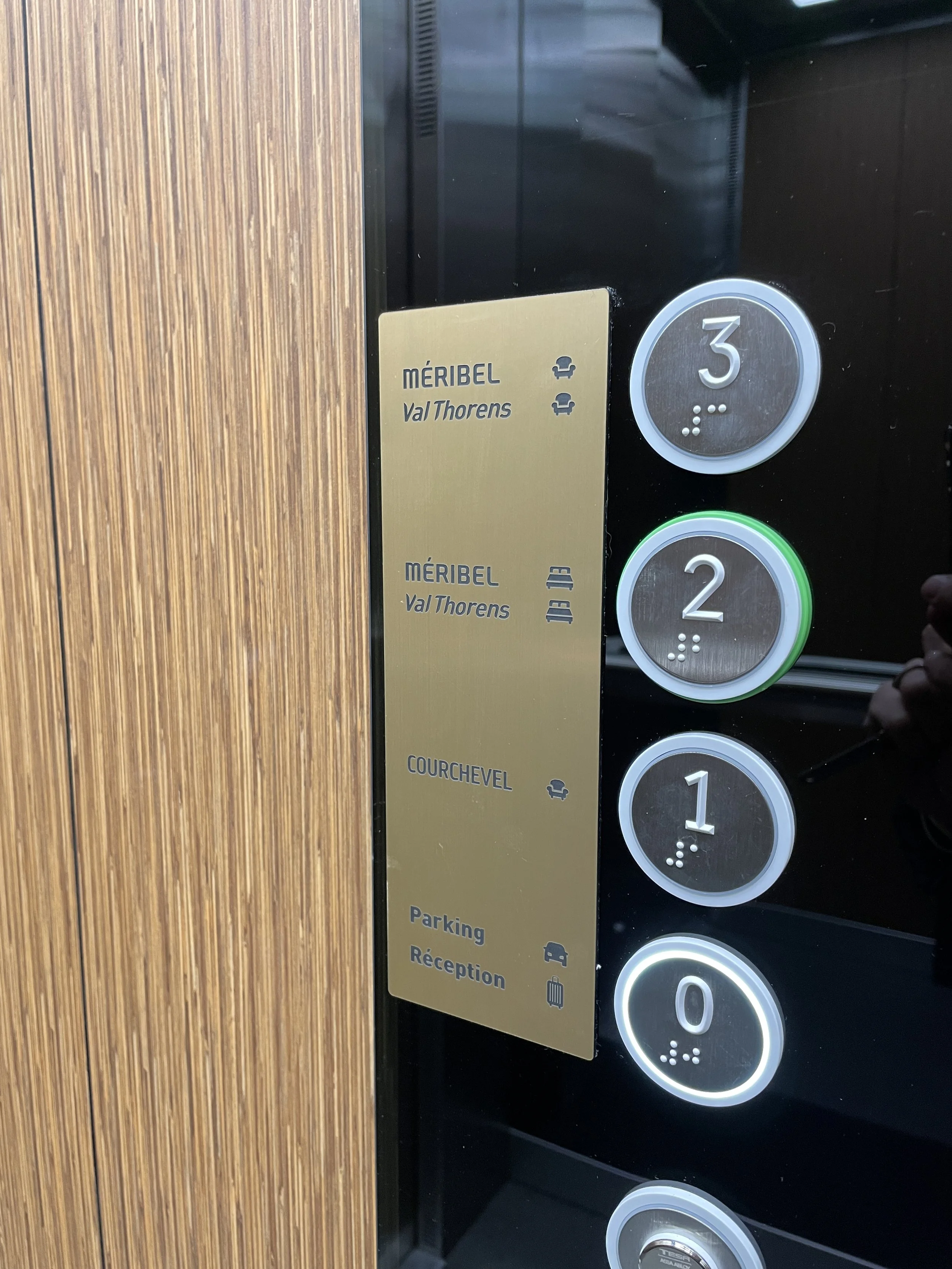 3 VALLEES  001 asc.jpg