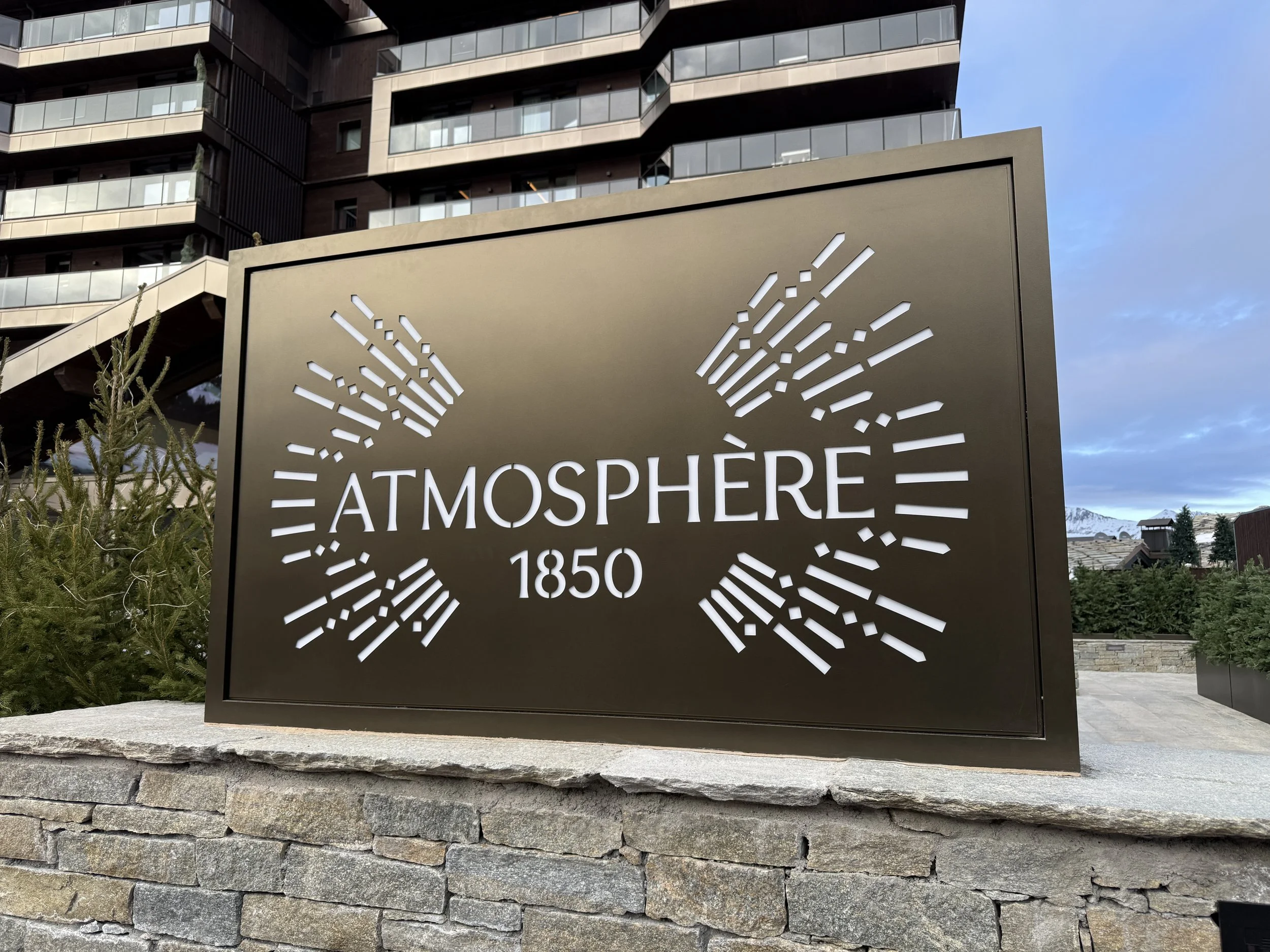 ATMOSPHERE Totem_11.jpg