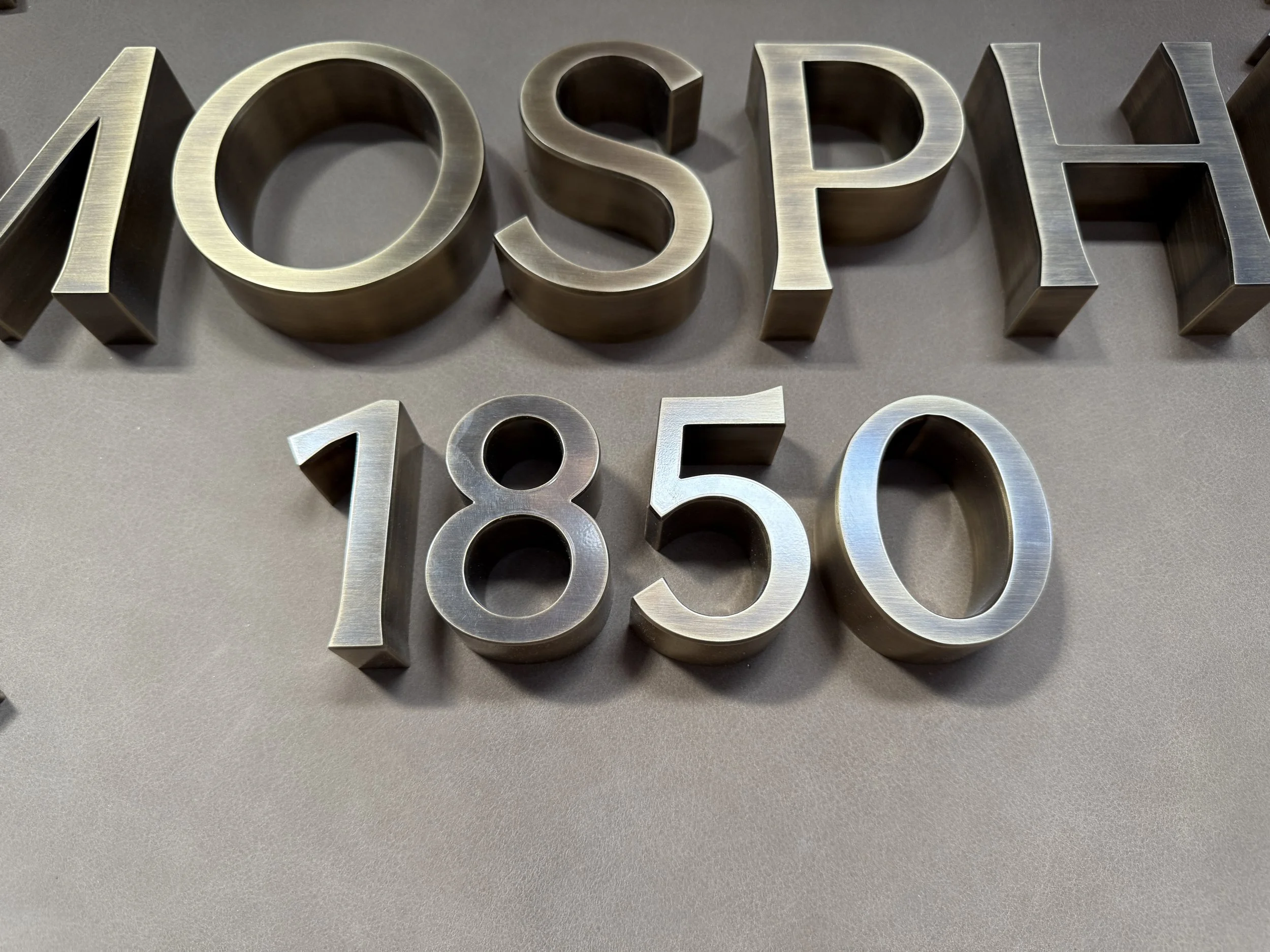 ATMOSPHERE Enseigne Lobby_110.jpg