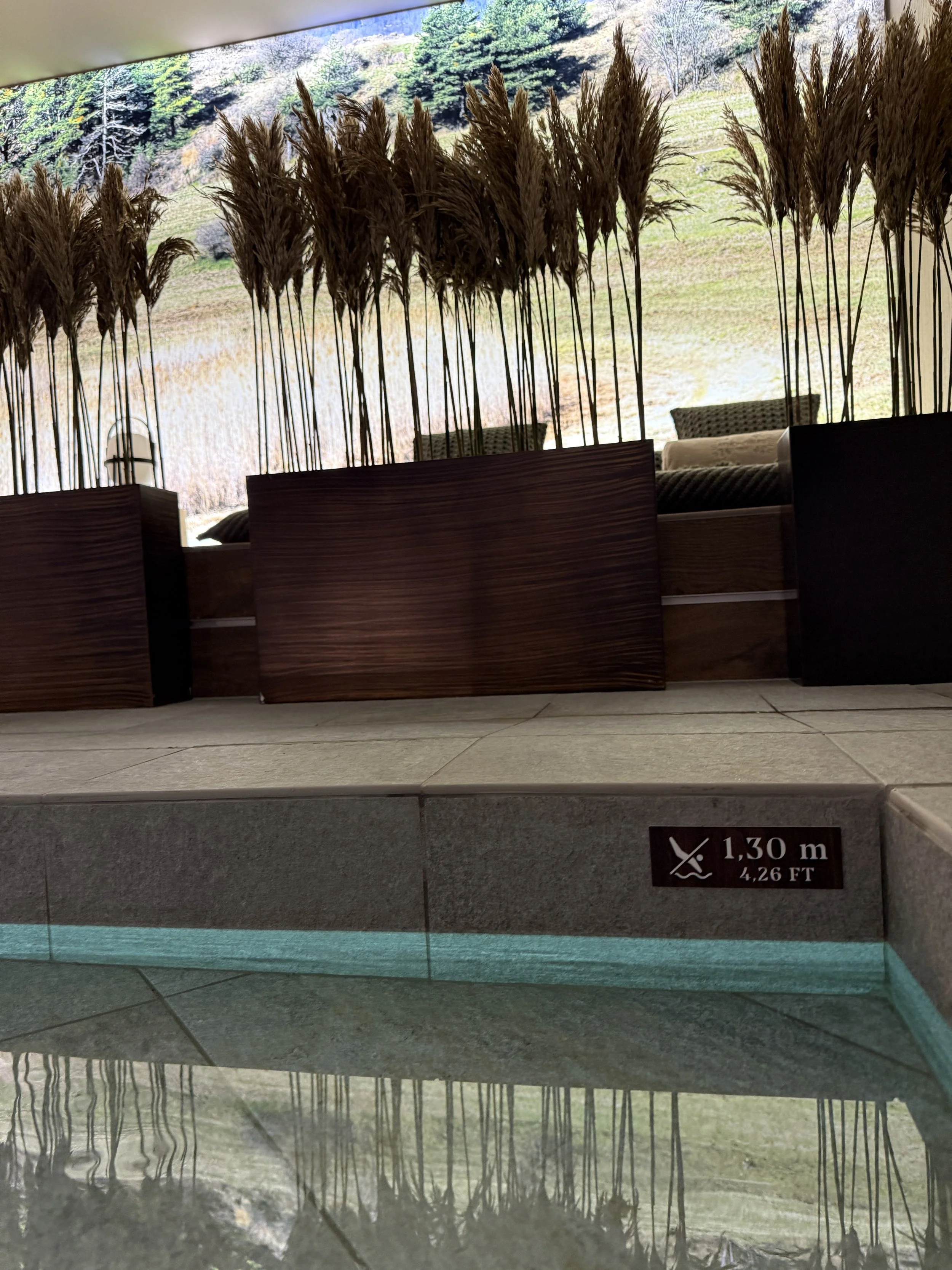 ATMOSPHERE Sign_147.jpg