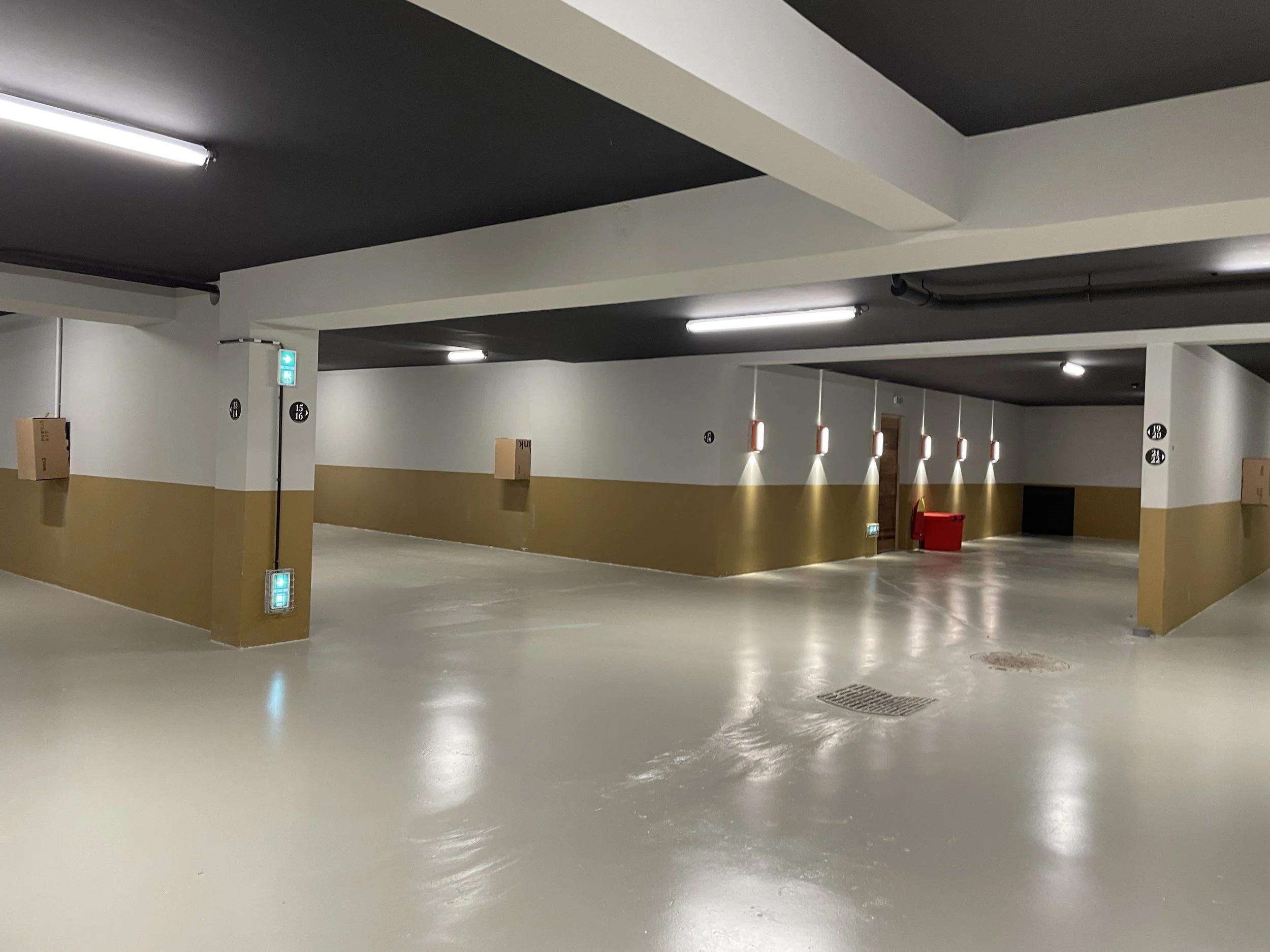 ISBA 046 - parking.jpg