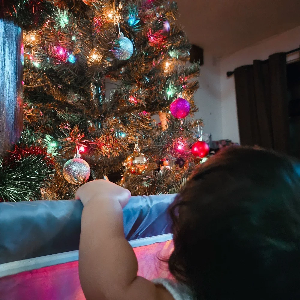 🎄 I hope she loves Christmas as much as I do. My love language is gift-giving so I am absolutely THRIVING right now. ⁠
.⁠
.⁠
.⁠
#FirstChristmas