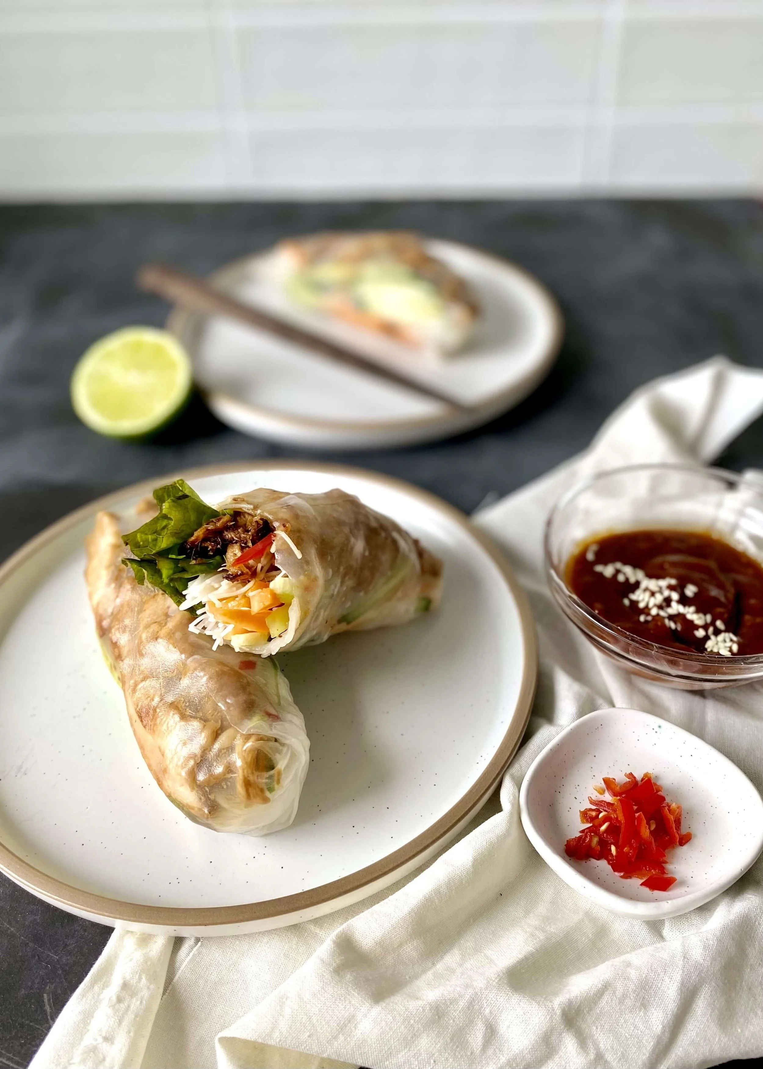 Lemongrass Chicken Rice Paper Rolls with Spicy Peanut Hoisin Dipping ...