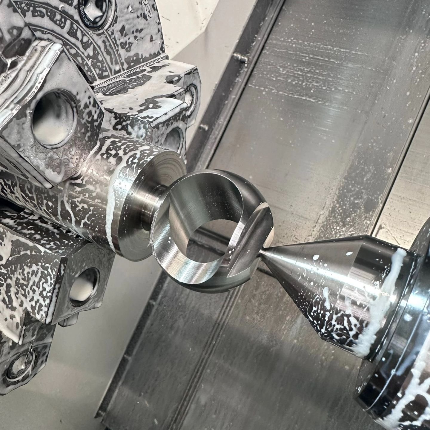 Making the most of our multi-axis turning capabilities!
Check out the Promac website to find out more about our turning section and capacity:

https://www.promacprecision.co.uk/cnc-turning

#machining #cnc #britishmanufacturing #machinist #cncmachini