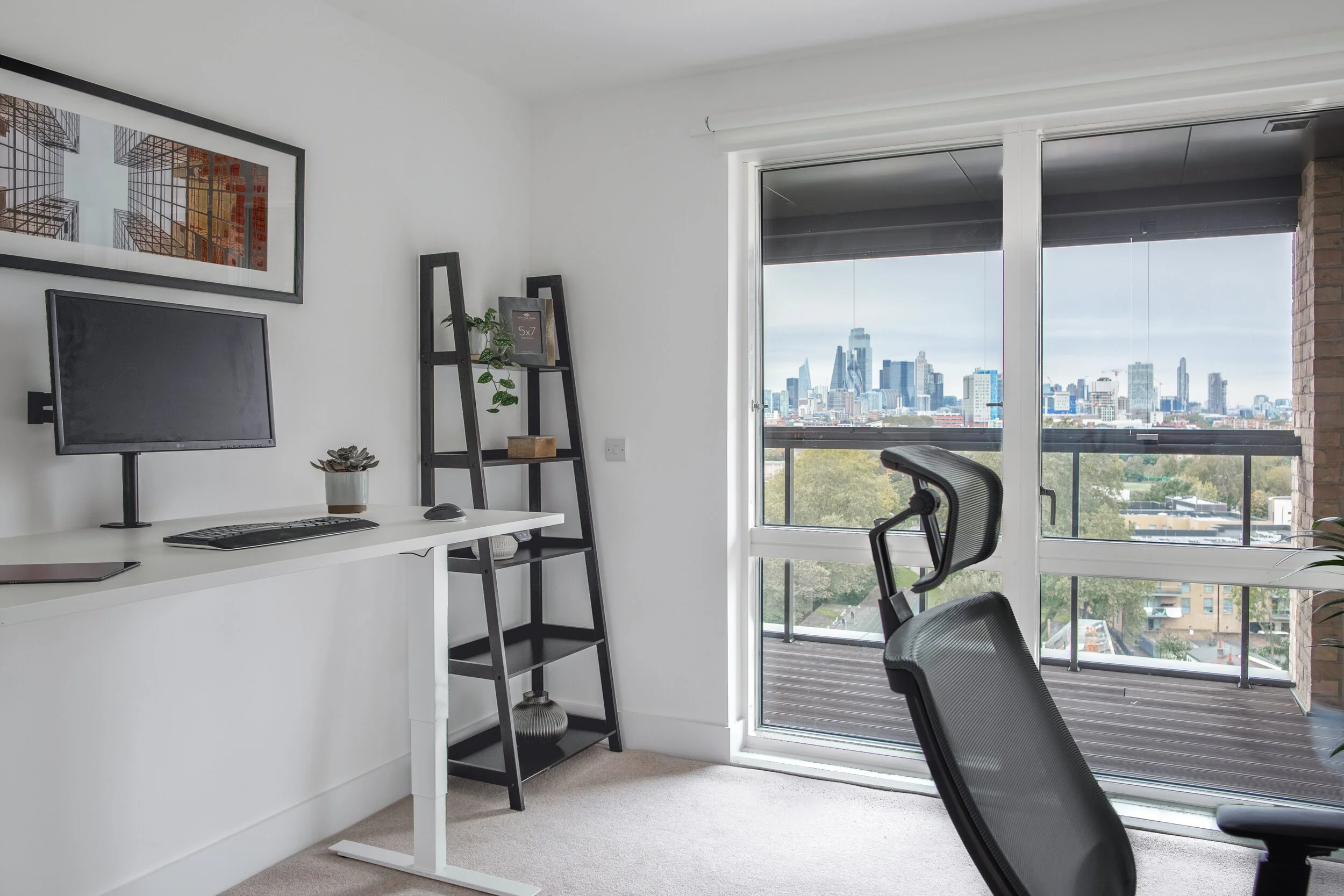 Beagle Court 1002 Office (View 5).JPG