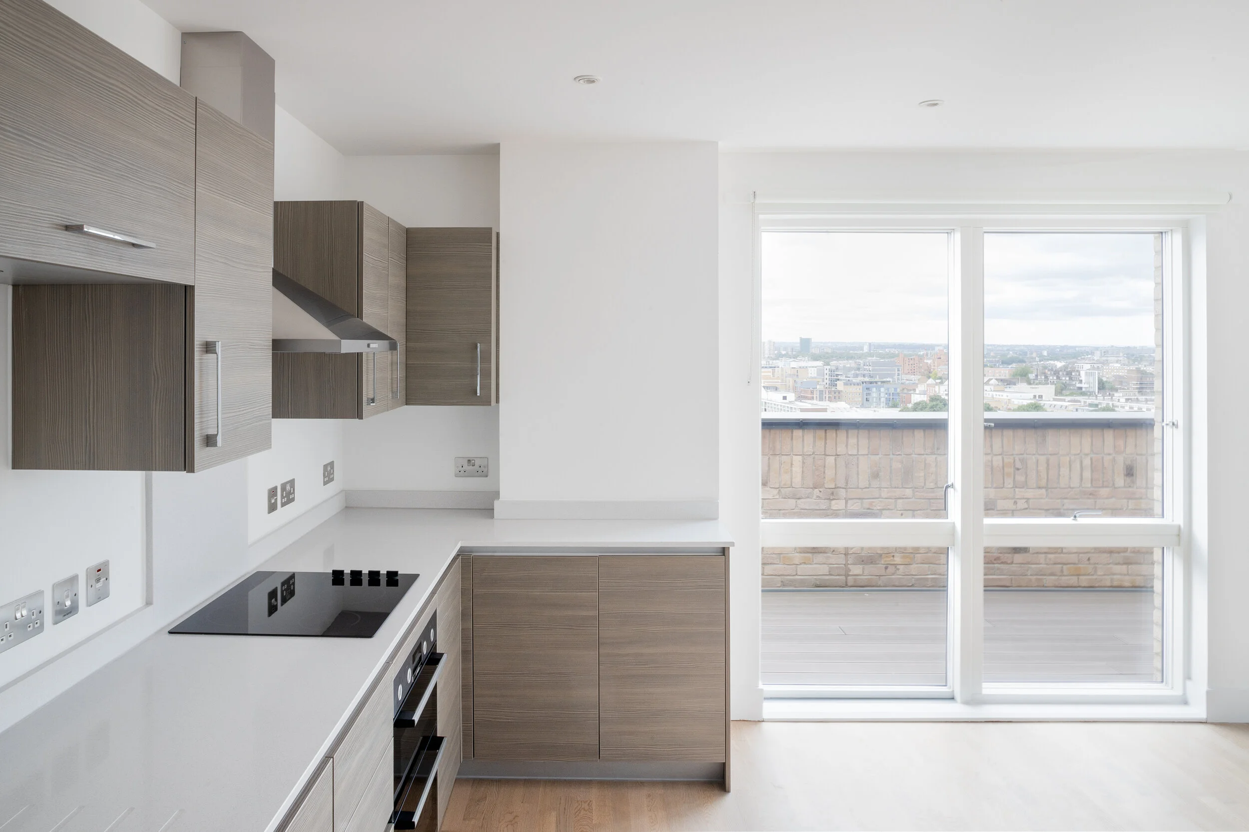 1202 - Kitchen - Canary Wharf Blacony.jpg