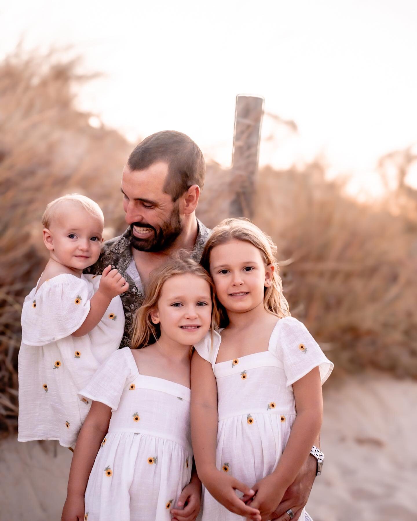 What an amazing evening spent with this gorgeous family! And aren&rsquo;t the sunflower dresses the absolute best 🌻🌻🌻🌻#PerthFamilyPhotographer #FamilyMomentsPerth #PerthFamilyPortraits #CaptureFamilyLove #PerthPhotography #FamilyPhotographyPerth 