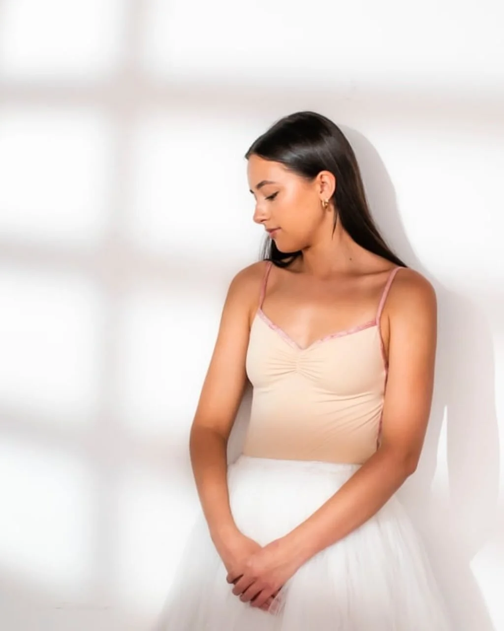 ✨Creativity doesn’t sit still✨ 
It moves, flows and tells a story.
Your brand should do the same.
Whether you’re a dancer, designer, florist, yoga teacher or maker; your story deserves imagery that captures your creative flow, not a tem