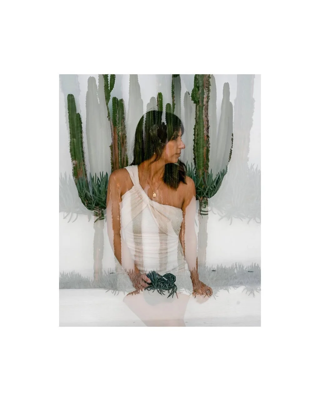 Loved working on these shots of Sam @radiancedesignstudios during the last @clickandconnect.au event.

Sam creates the most incredible hand embellished diamond dust prints. Every piece catches the light in a way that feels magical. They&rsquo;re text