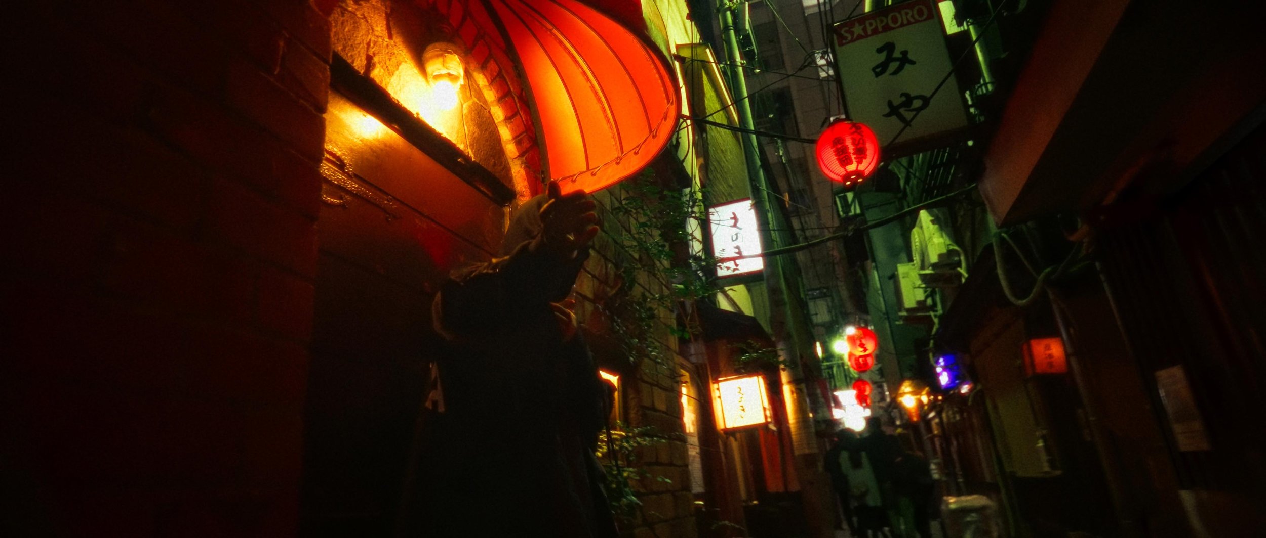 20231227_SO_LA_LUNE_PARFUM_DAUTOMNE_STILLS_1.1.36_CROP_MEDIUM.jpg