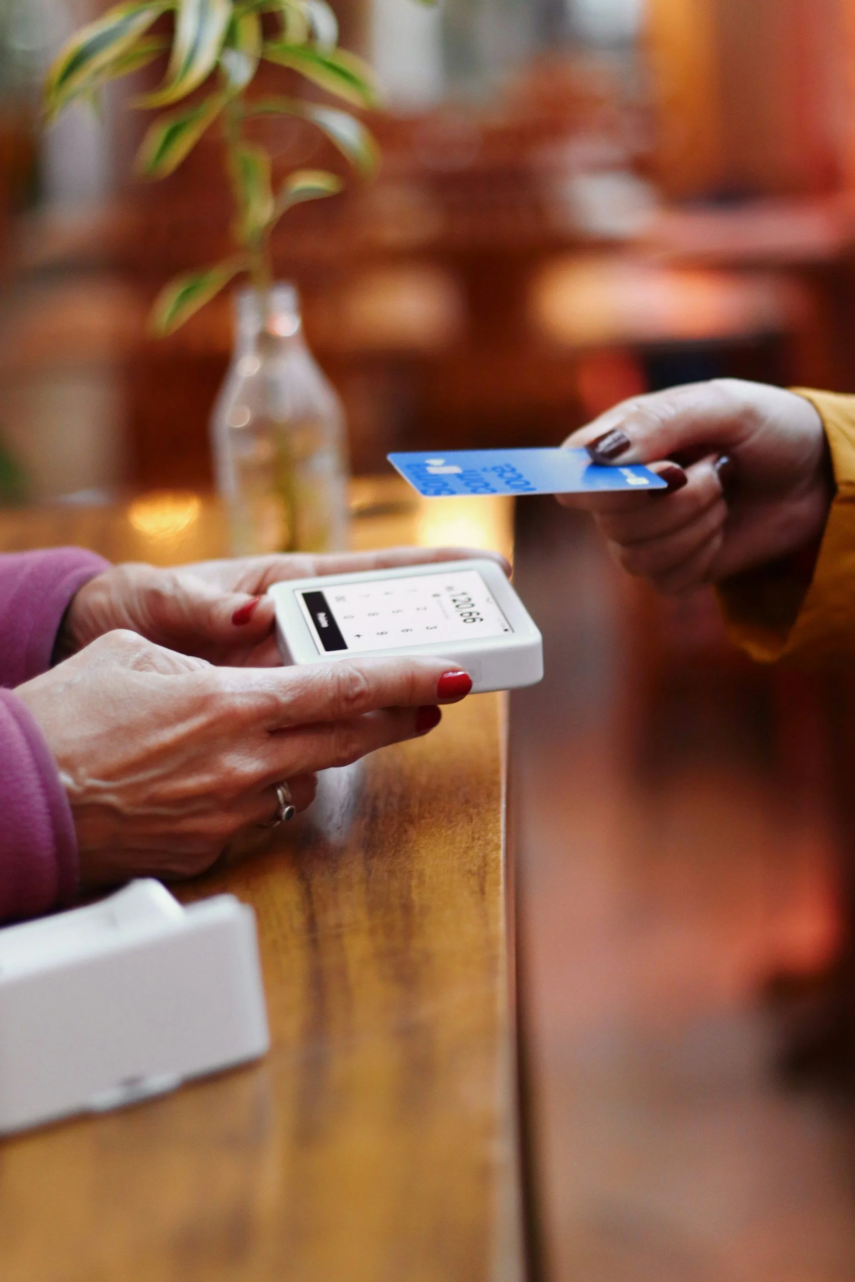 Credit Cards: Know This Before You Apply or Swipe