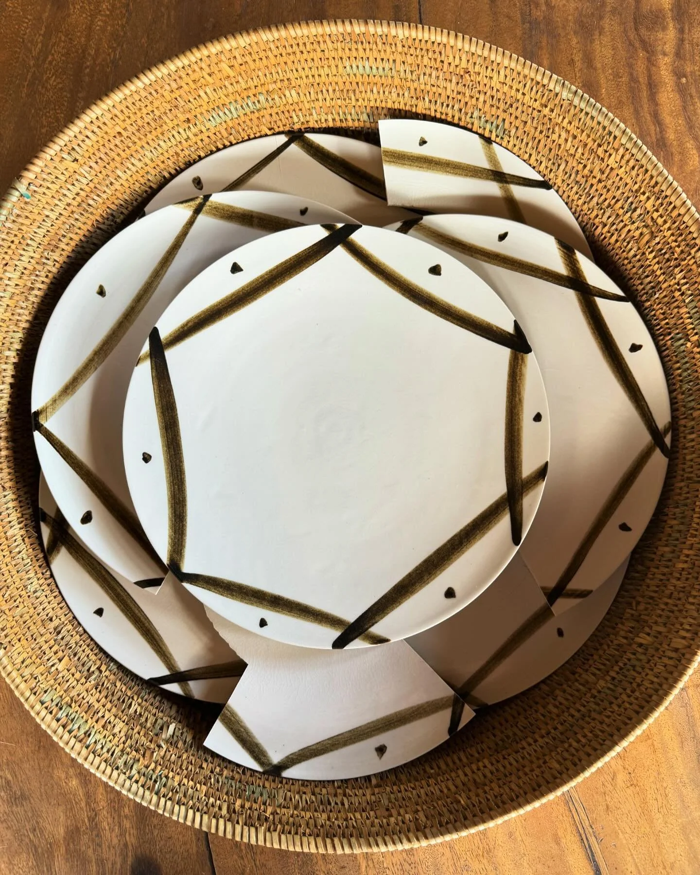 Do you keep your broken plates ?