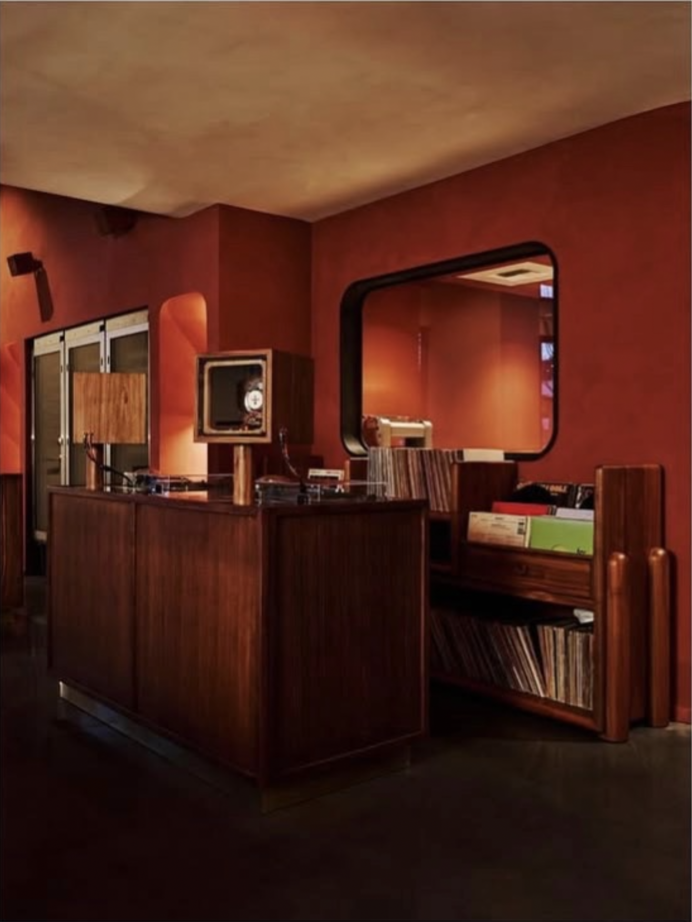 Füm, Atl, GA. Int Design: Square Feet Studio. Photography: Andrew Thomas Lee