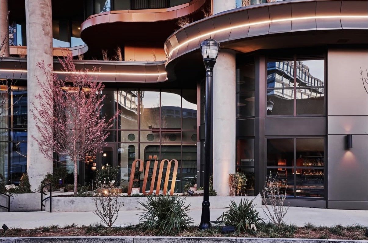 Füm, Atl, GA. Int Design: Square Feet Studio. Photography: Andrew Thomas Lee