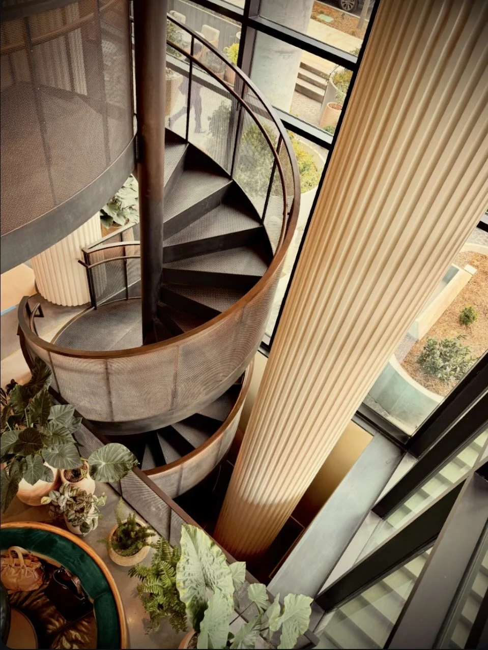 Plaster fluted columns
Stella at Star Metals, Atl, GA