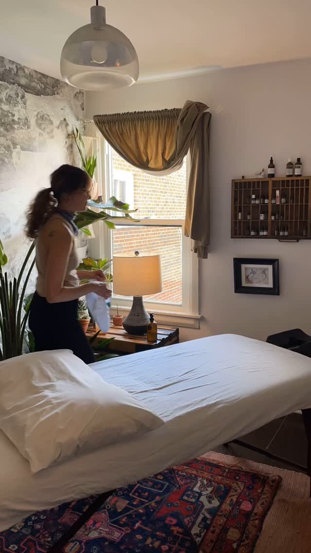 “The Ritual”
#eastyorkrmt #leslievillermt #supportlocalbusiness #torontomassagetherapy #eastyorkmassagetherapy #eastyorkmassage