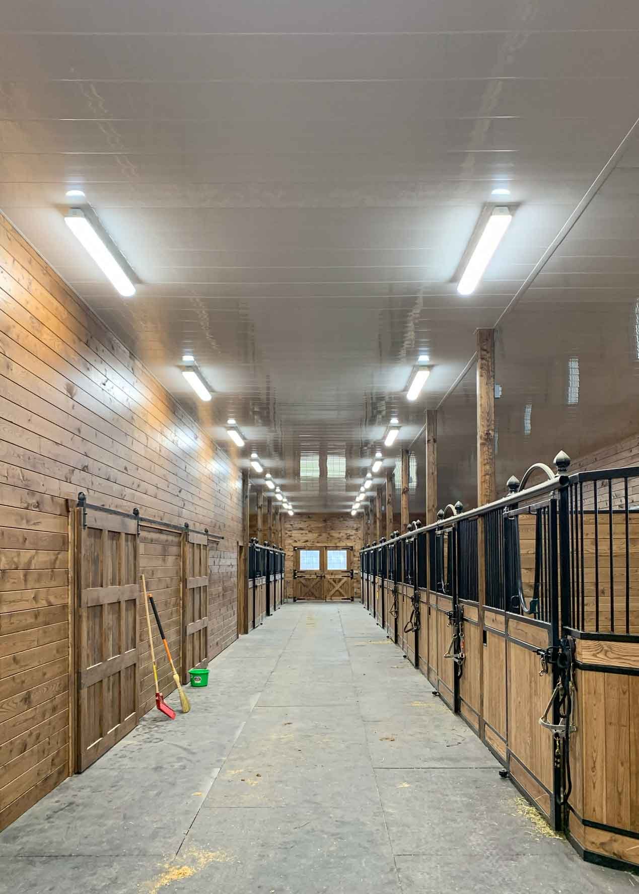FKS-Electric_Agricultural-Equine-Barn-Lighting.jpg