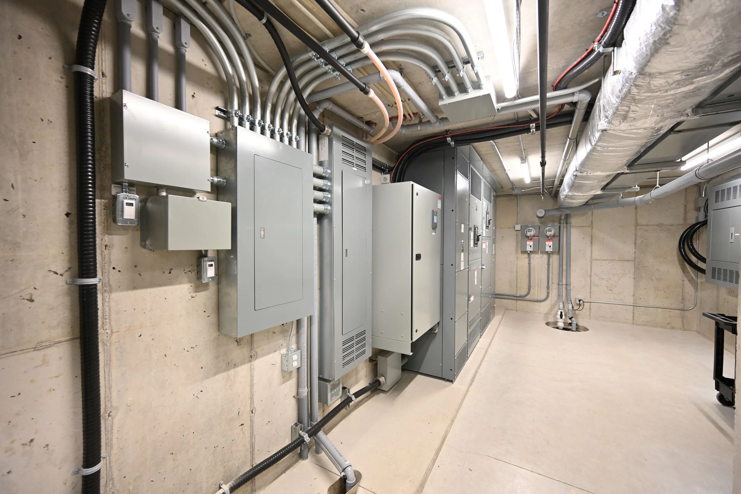 Commercial Pannel - small 3.JPG