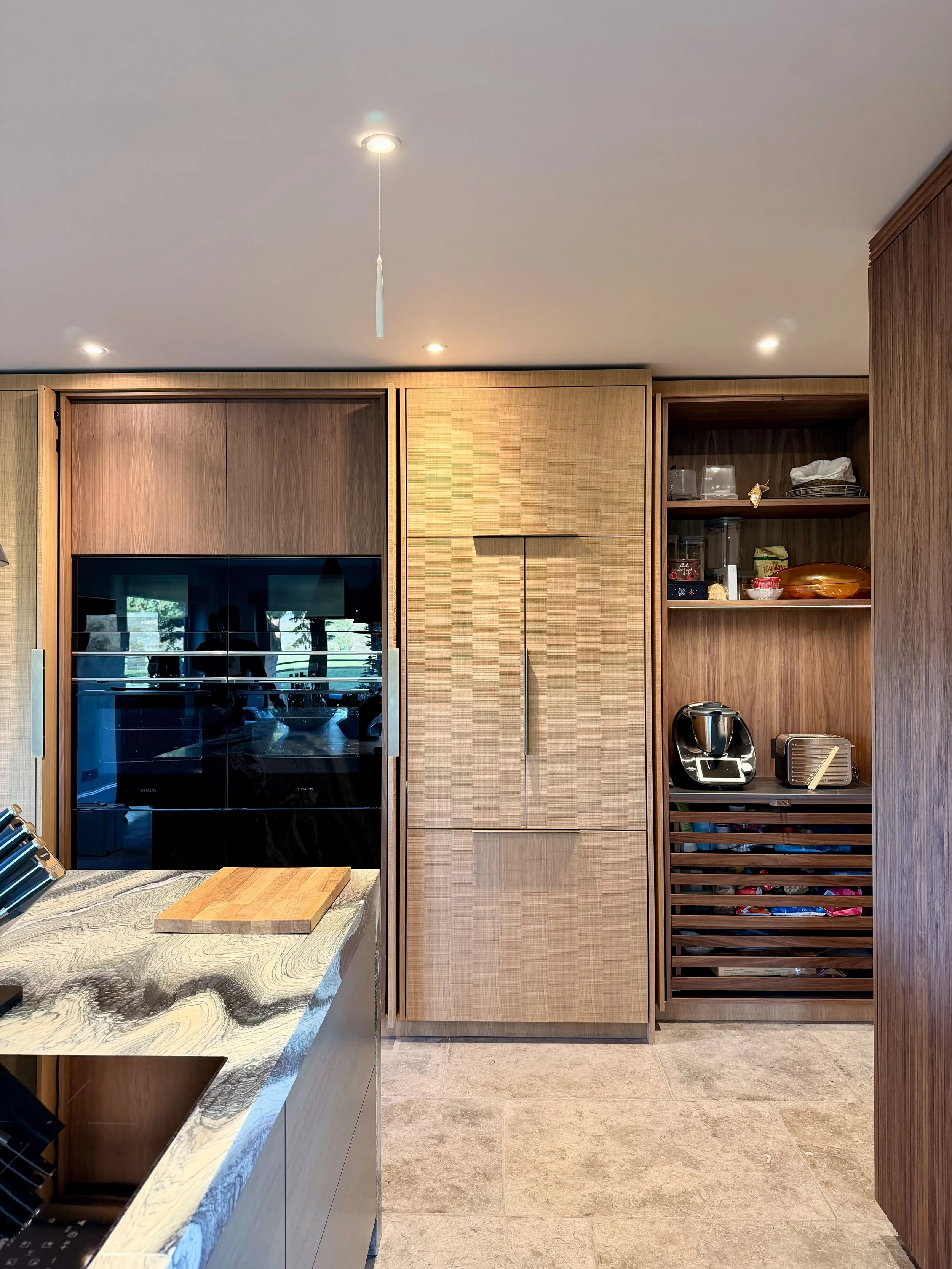 Slide and Hide oven and fridge run.