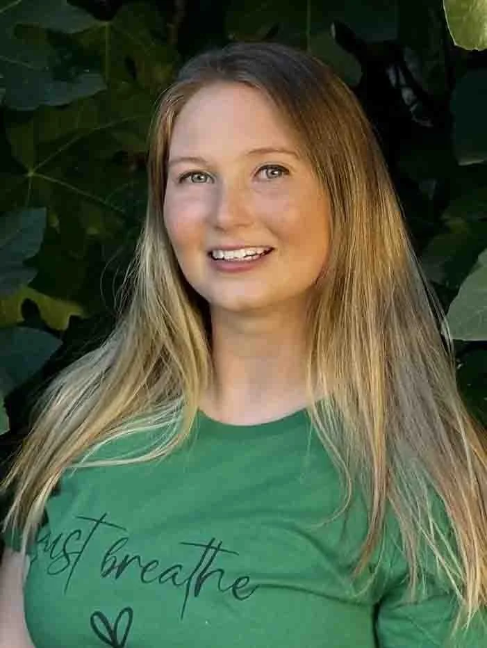 Ashley Jordan, supervisee in social work providing therapy for children, families, and young adults in Fredericksburg, Virginia