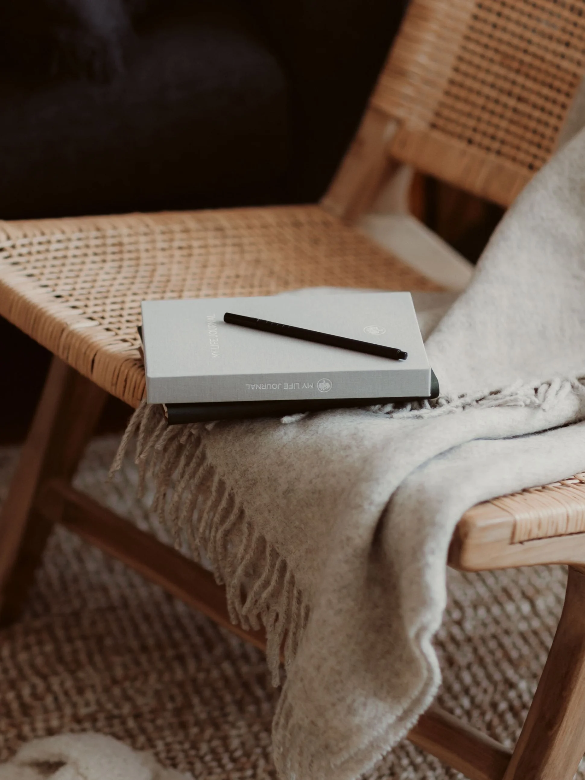Therapist providing women’s therapy in Fredericksburg and online across Virginia.