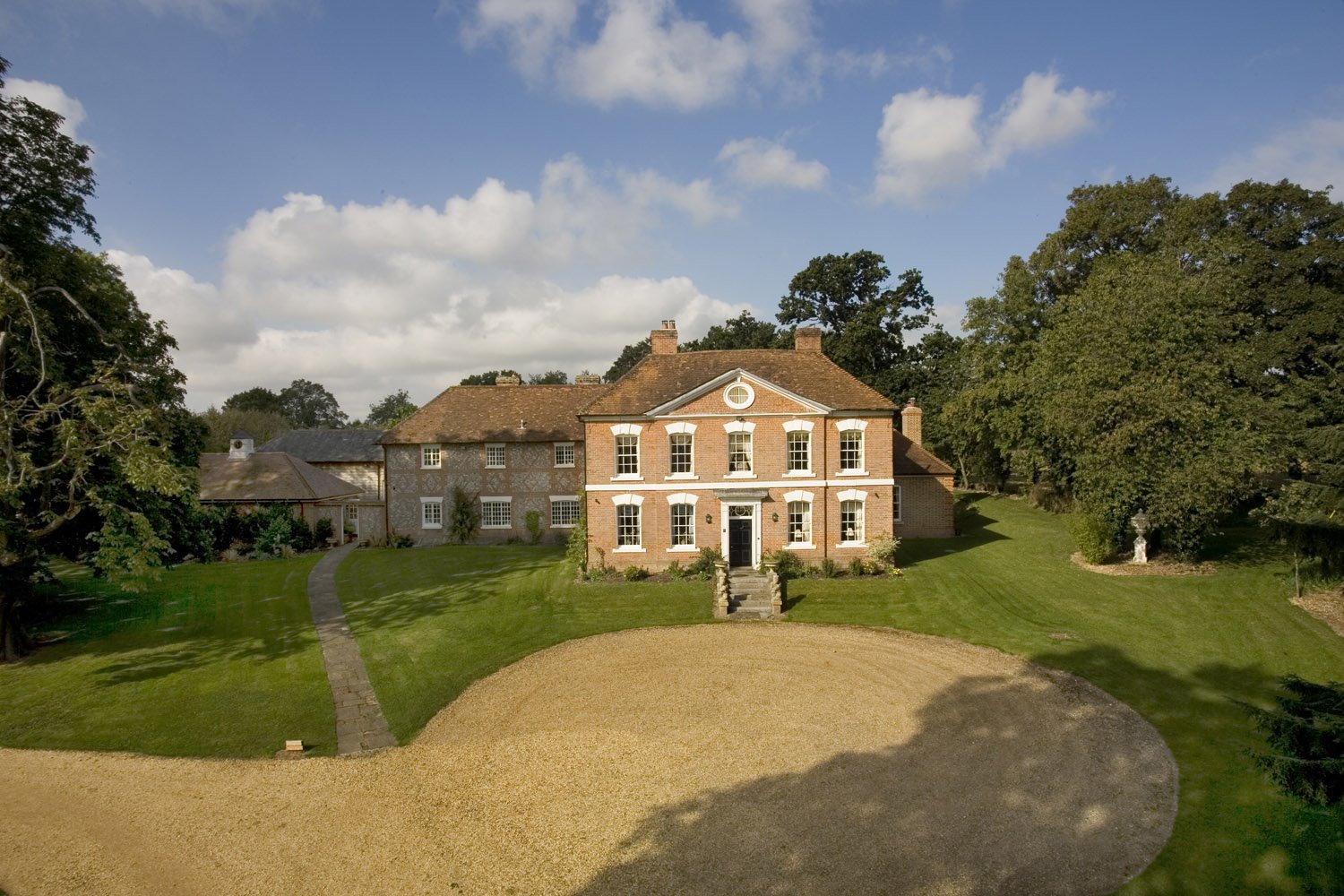 Thoughtfully Extending Listed Buildings 
