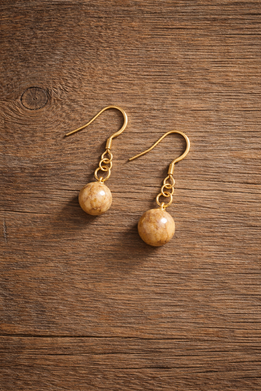 Tigereye earrings 2.png