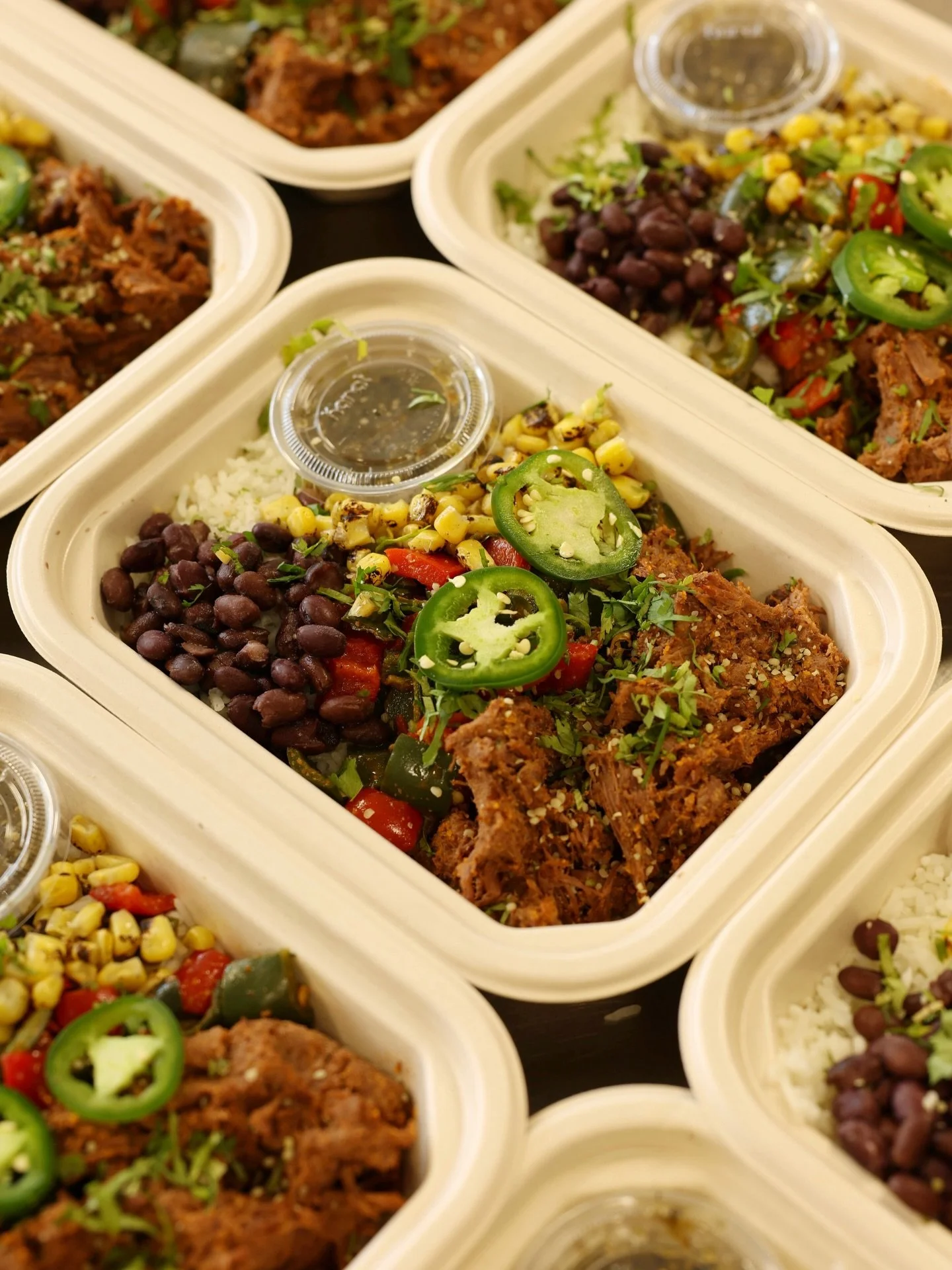 Shredded Beef Enchilada Bowl 

Your favorite shredded beef enchiladas, in bowl form! Tender, slow-cooked premium beef chuck, paired with cilantro lime rice, black beans, and a colorful blend of roasted bell pepper and poblano. Finished with fresh cil