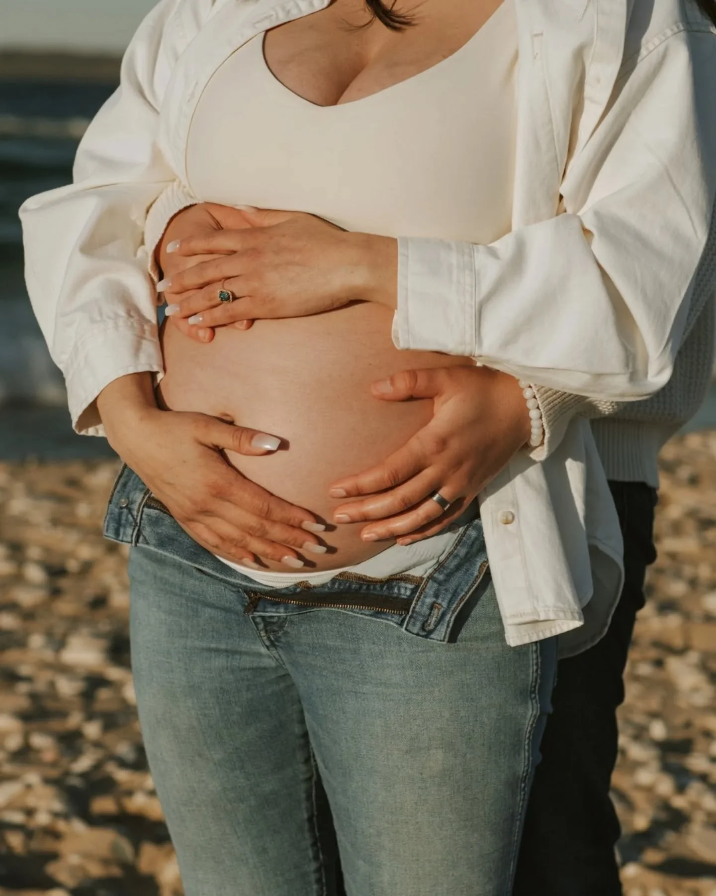 If your New Year&rsquo;s celebration included a little more than fireworks&hellip; 👀

here&rsquo;s your friendly reminder that cozy nights, good vibes, and fresh starts can sometimes turn into two pink lines.

Cheers to new beginnings, surprise time