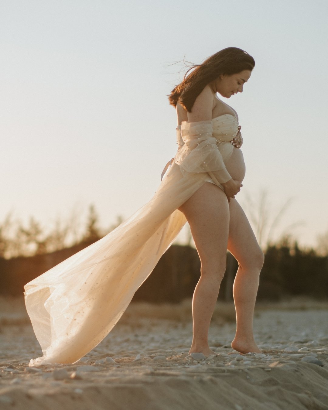 I know there&rsquo;s still snow on the ground&hellip; and yet here I am posting beach photos like it&rsquo;s July.

Listen. Mentally, I am already at the lake.

If I post enough golden hour beach sessions, maybe Mother Nature will get the hint. Baref