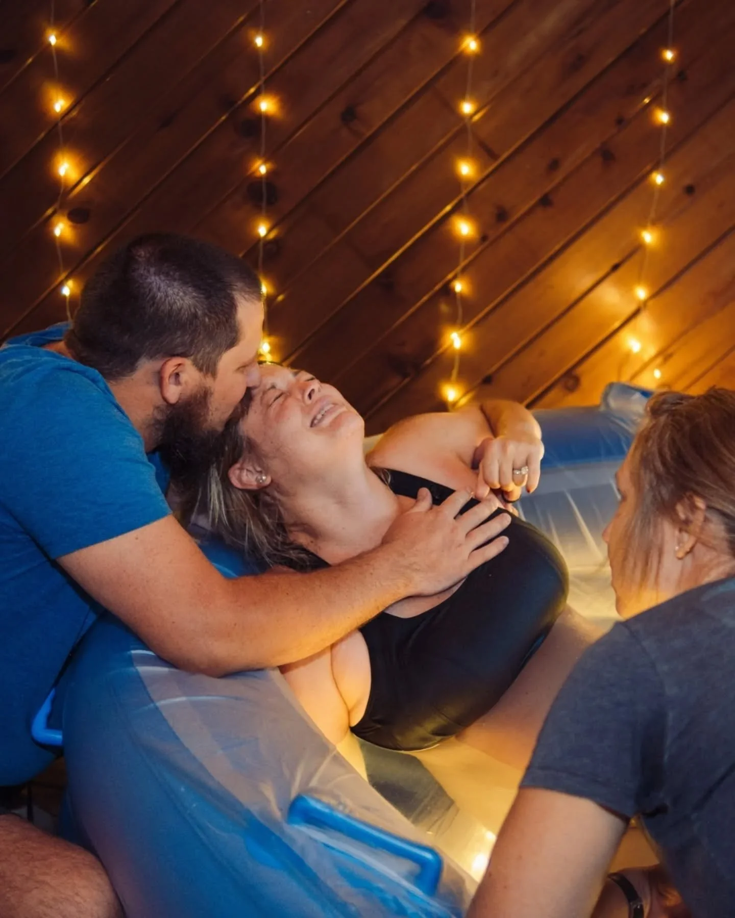 *"Content note: Real stories about how labor feels. Includes honest talk about pain, intensity, and birth experiences.

I had a mom ask me " what do contractions feel like?". 

It's such a hard thing to describe and everyone copes diff