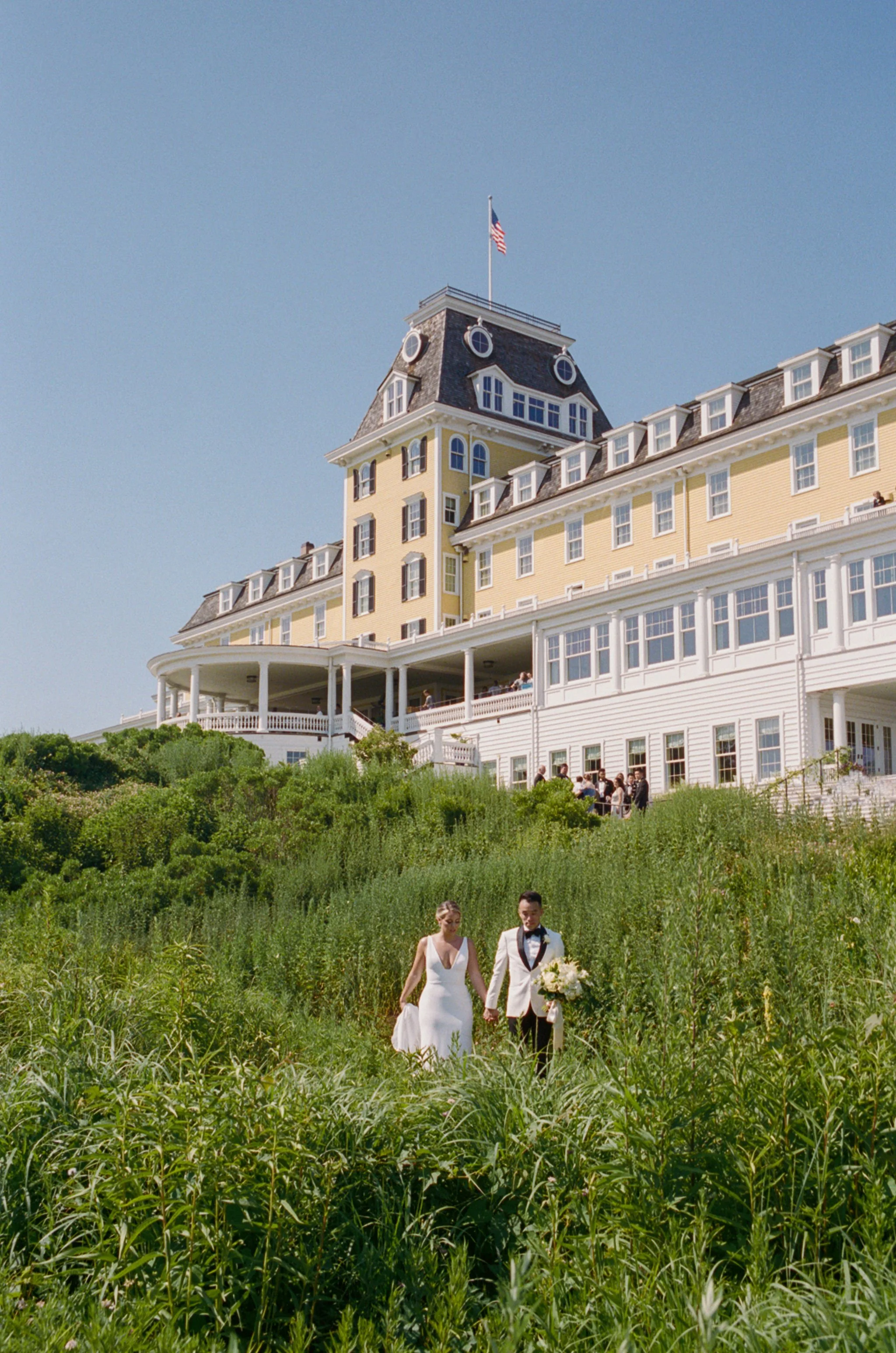 8-Sasithon-Photography-ocean-house-rhode-island-wedding.JPG