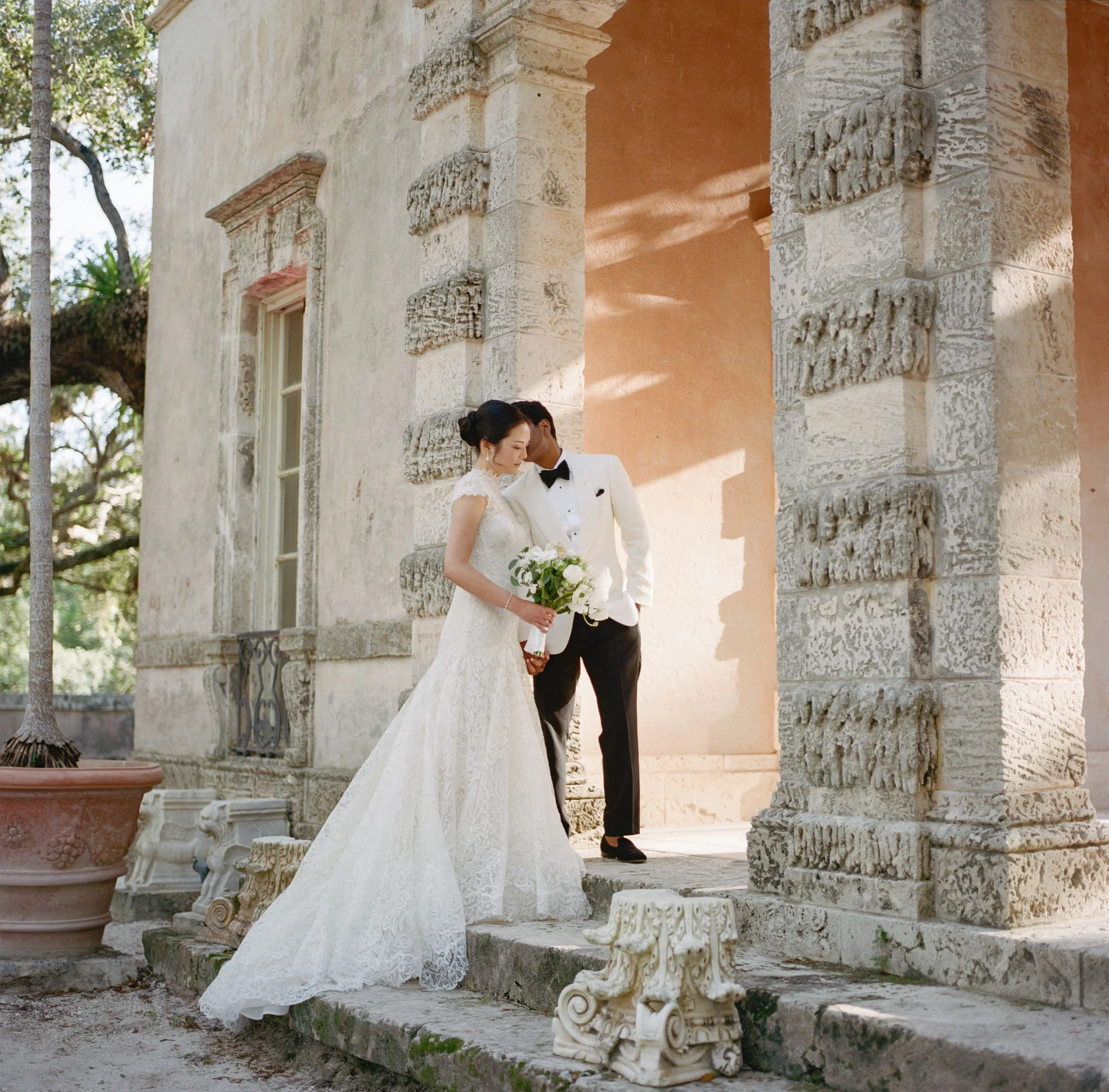 2-Sasithon-Photography-vizcaya-miami-wedding.JPG