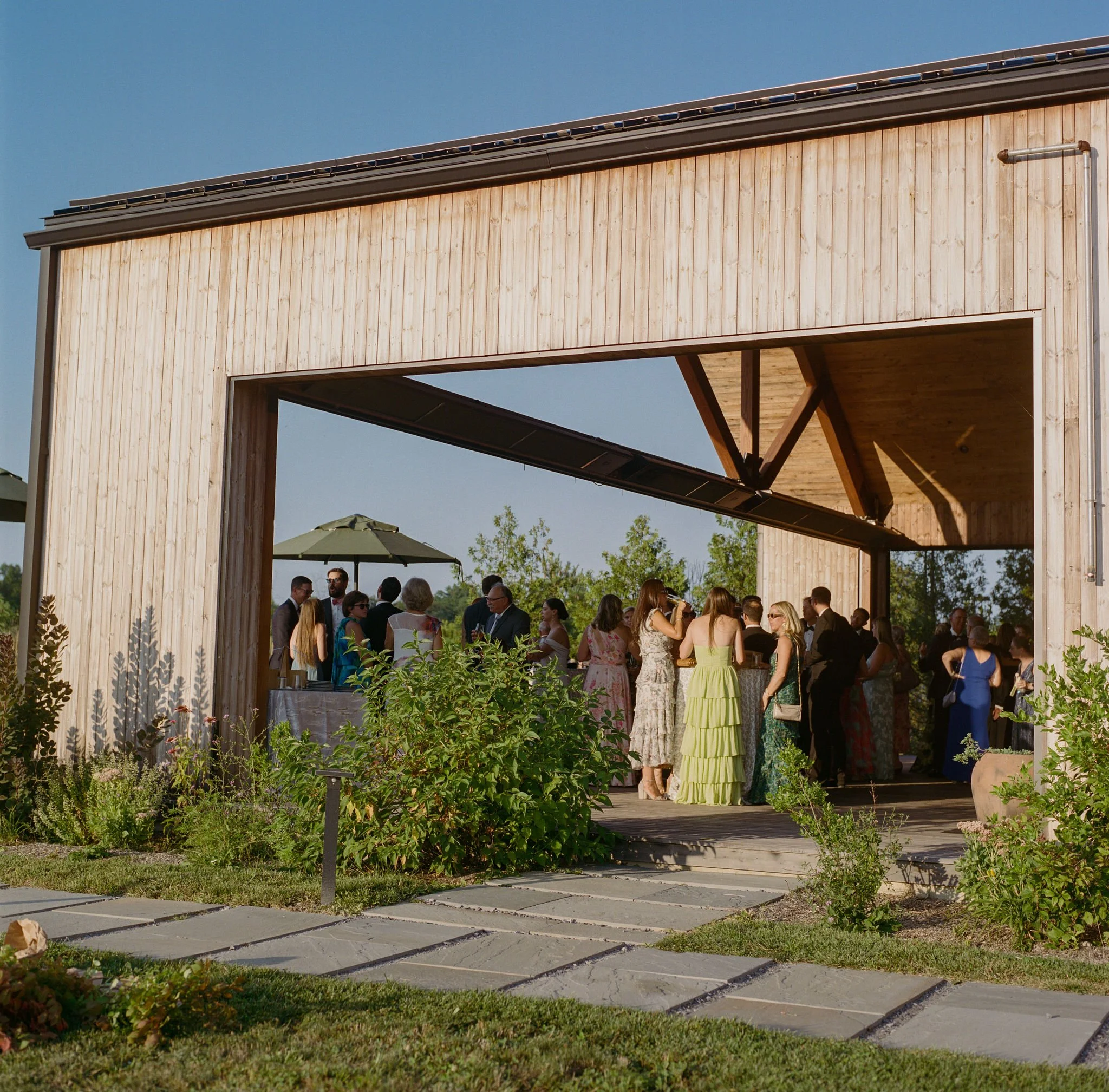 51-Sasithon-Photography-wildflower-farms-wedding.JPG