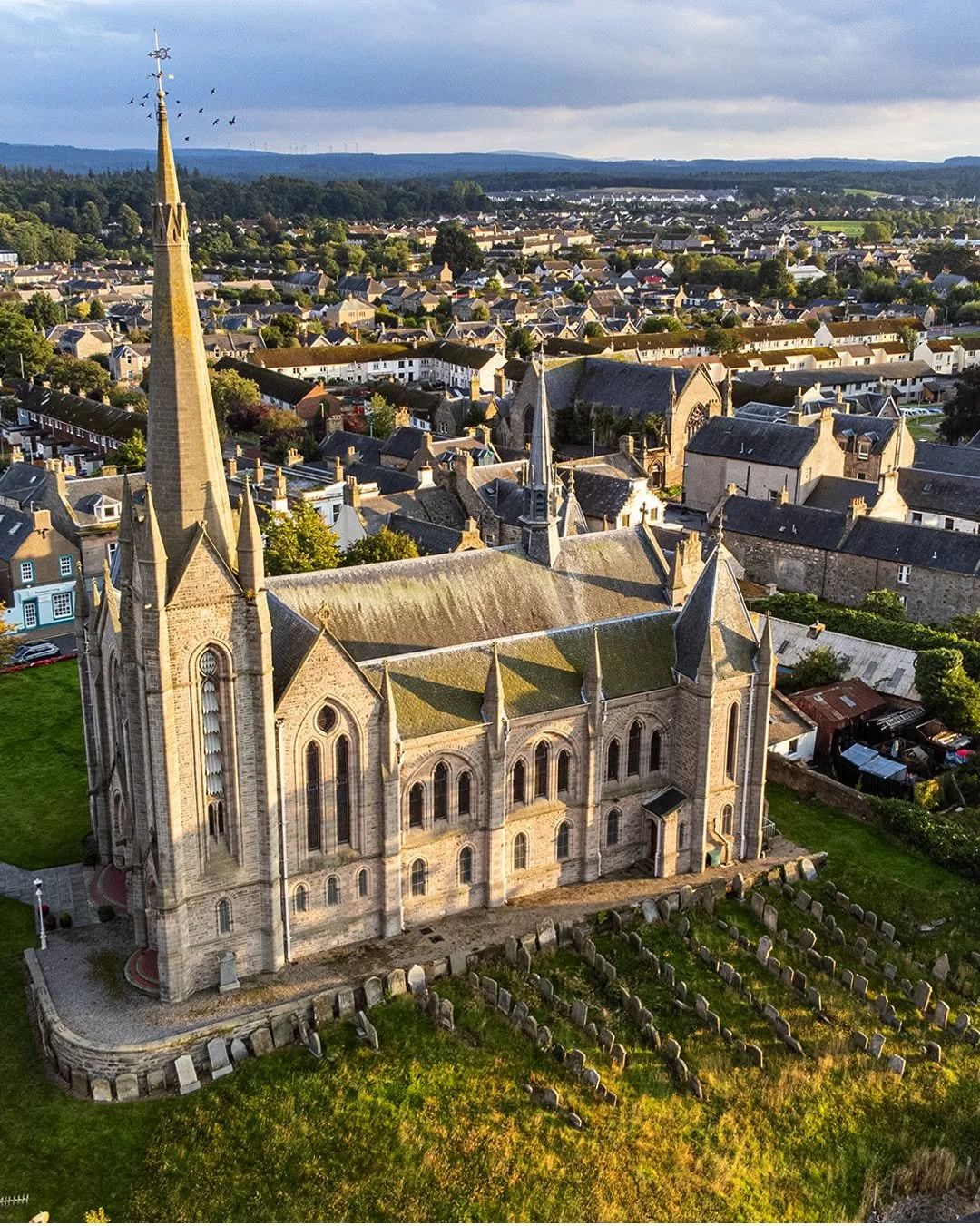 Do we live in a museum? Or are we allowed to dream with stone and stained glass?
This is Forres. A town full of stories and steeples, where one of its most iconic churches, recently put up for sale by the Church of Scotland, now waits for its next c