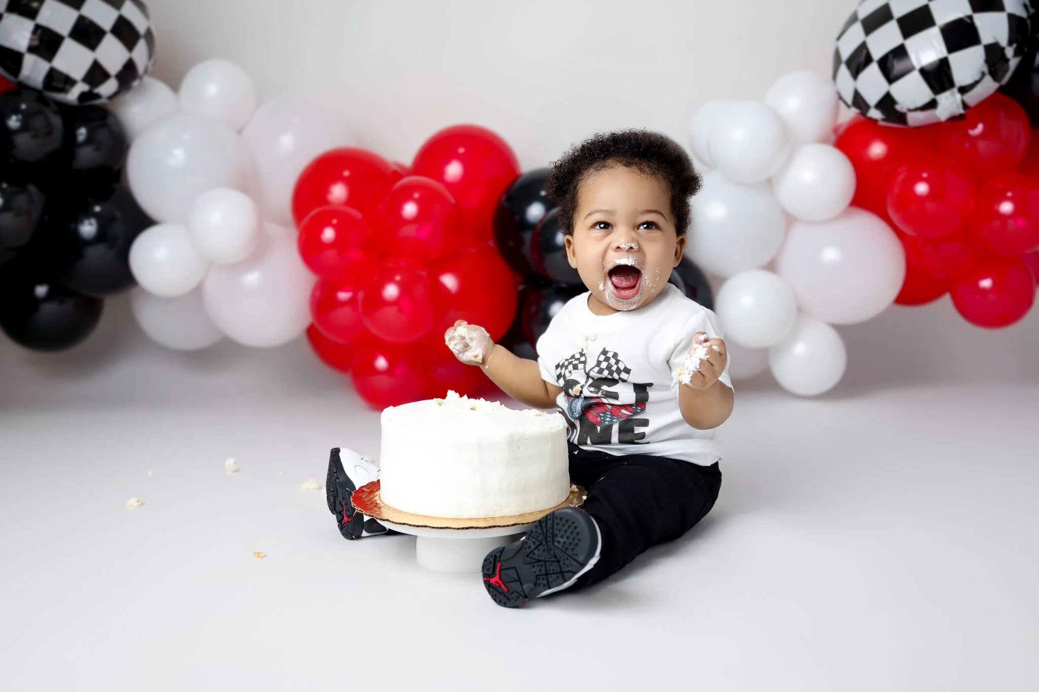 Atlanta, GA Newborn Photographer | Noah Studio Cake Smash Session