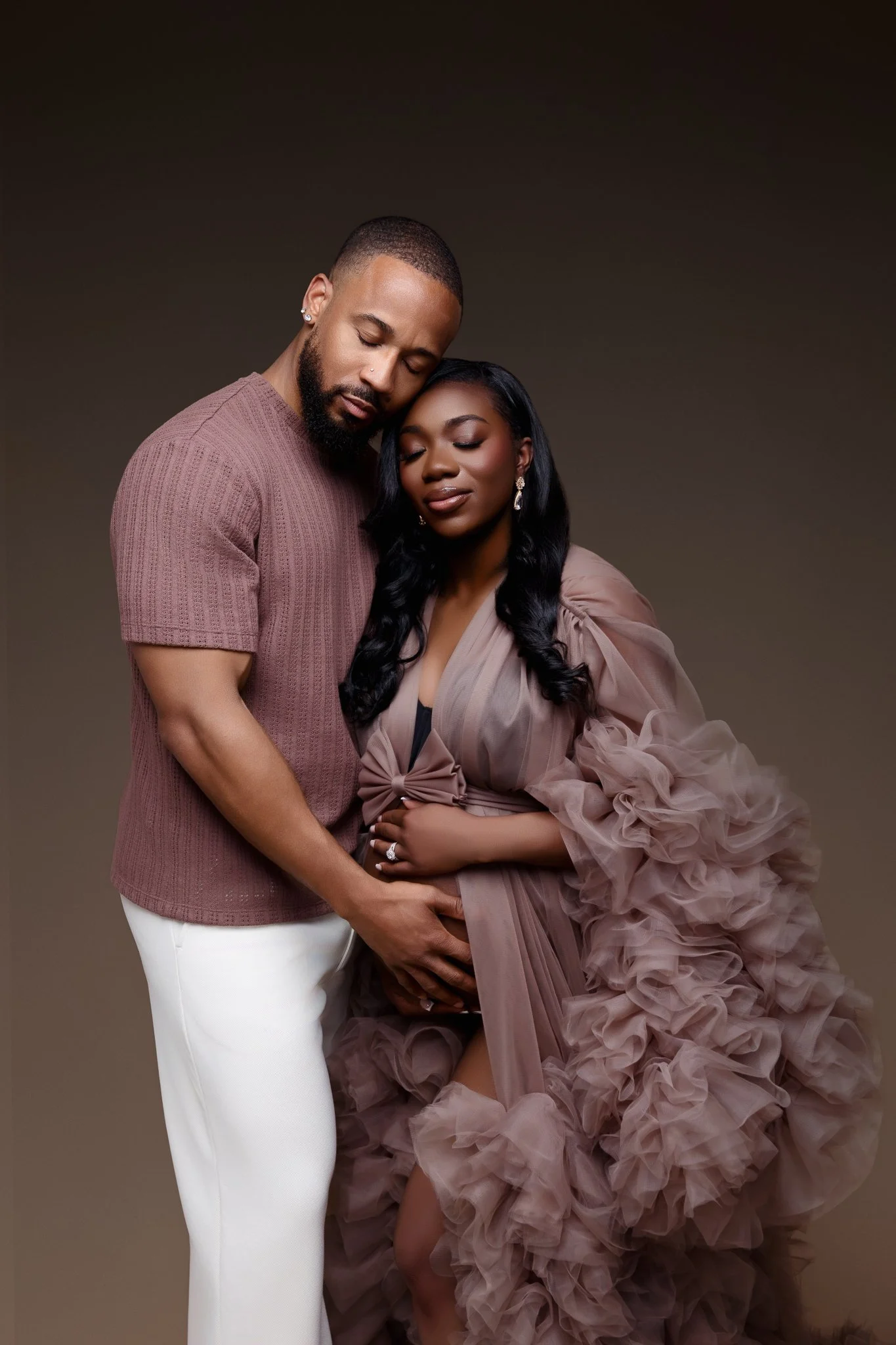 Atlanta, GA Maternity Photographer | Brianna Studio Maternity Session