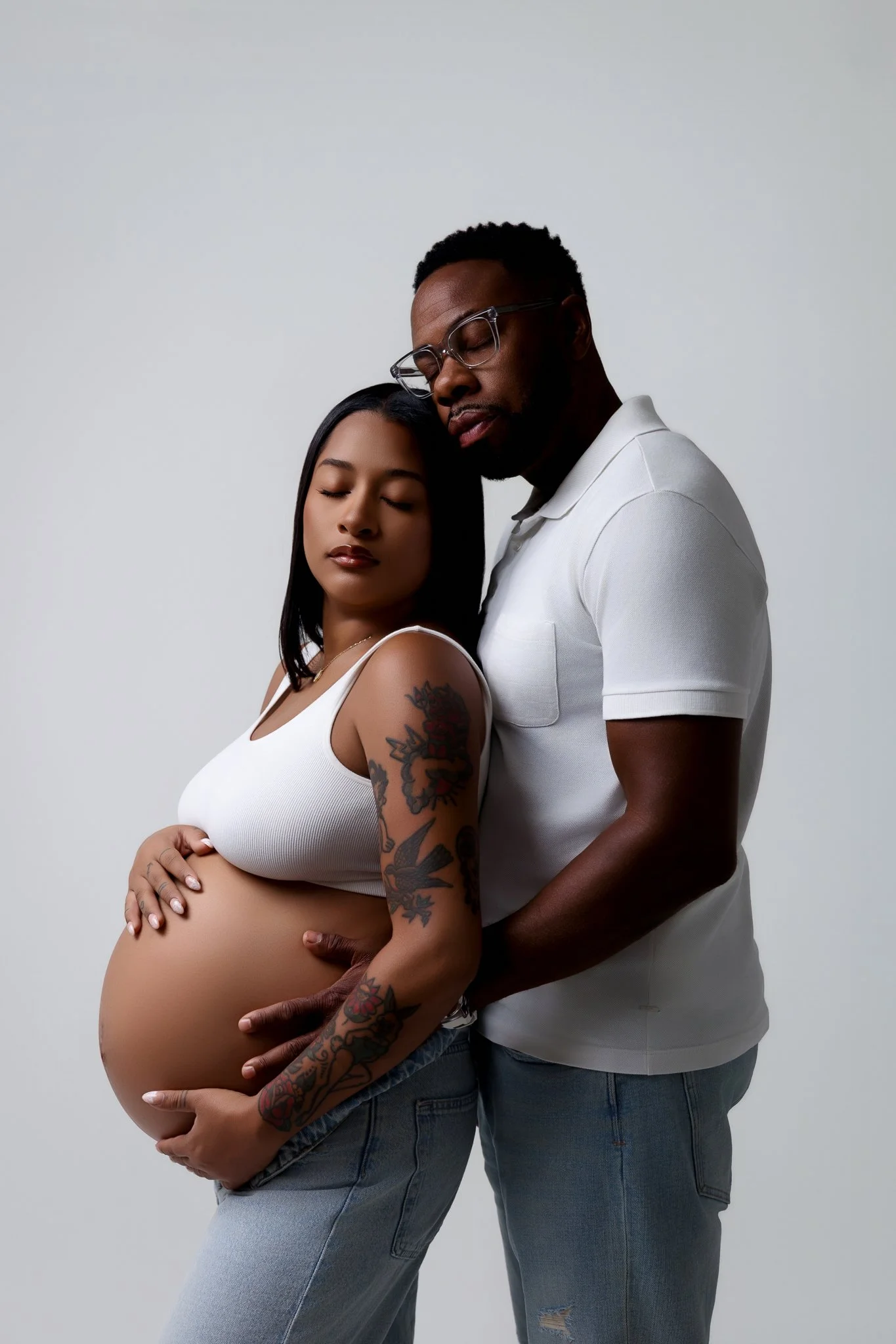 Atlanta, GA Maternity Photographer | Ashley Studio Maternity Session