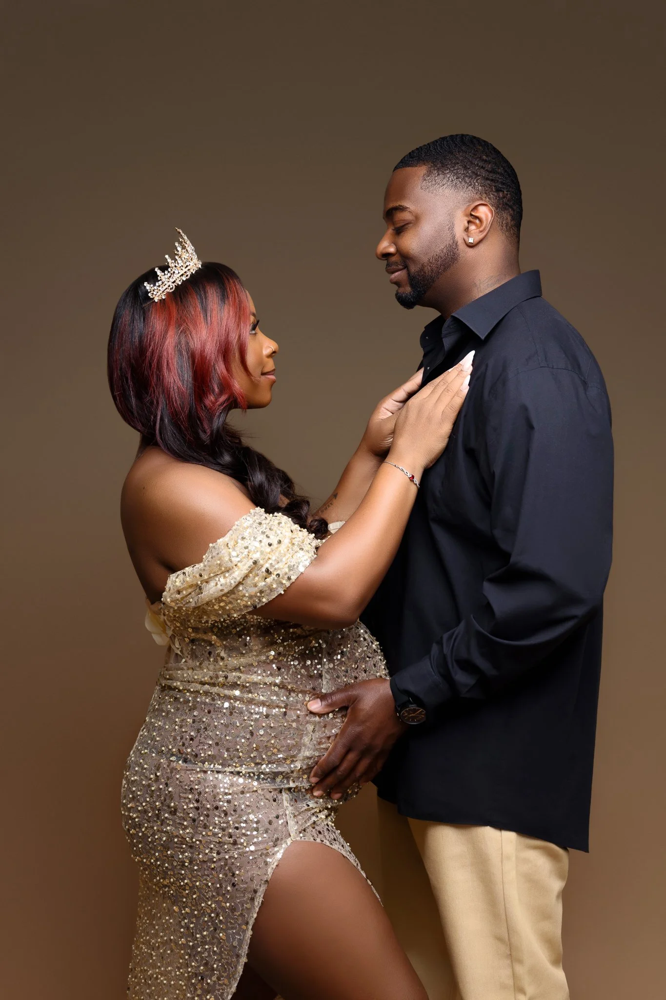 Atlanta, GA Maternity Photographer | Arneesta Studio Maternity Session