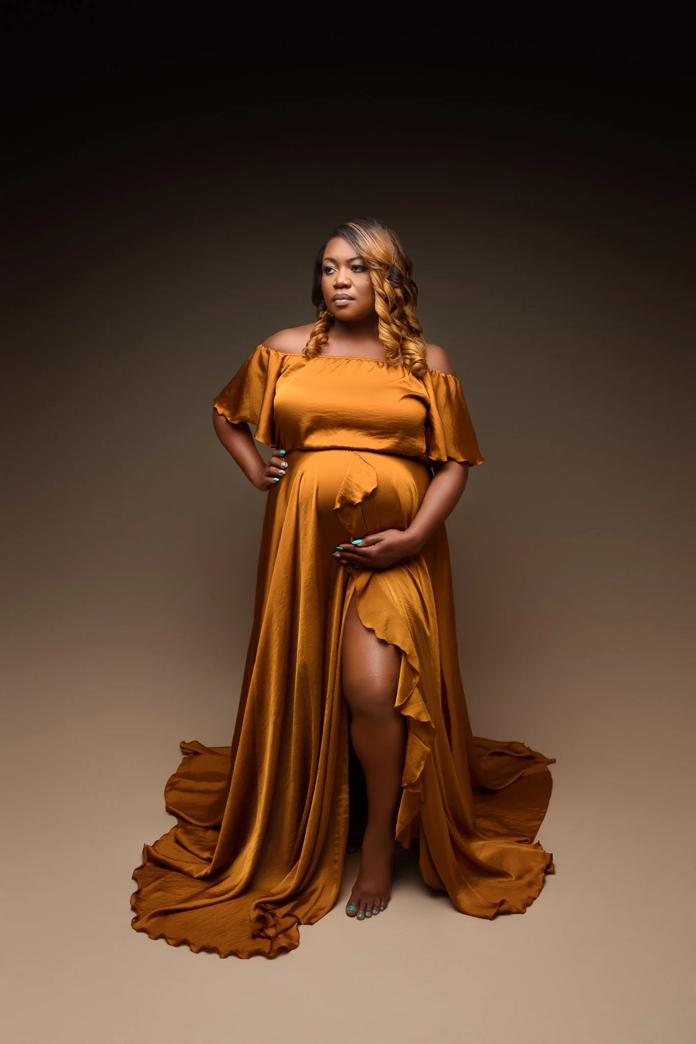 Atlanta, GA Maternity Photographer | Crystal Studio Maternity Session 