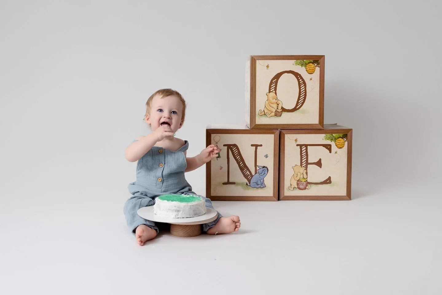 Atlanta area family, maternity, and newborn photographer.