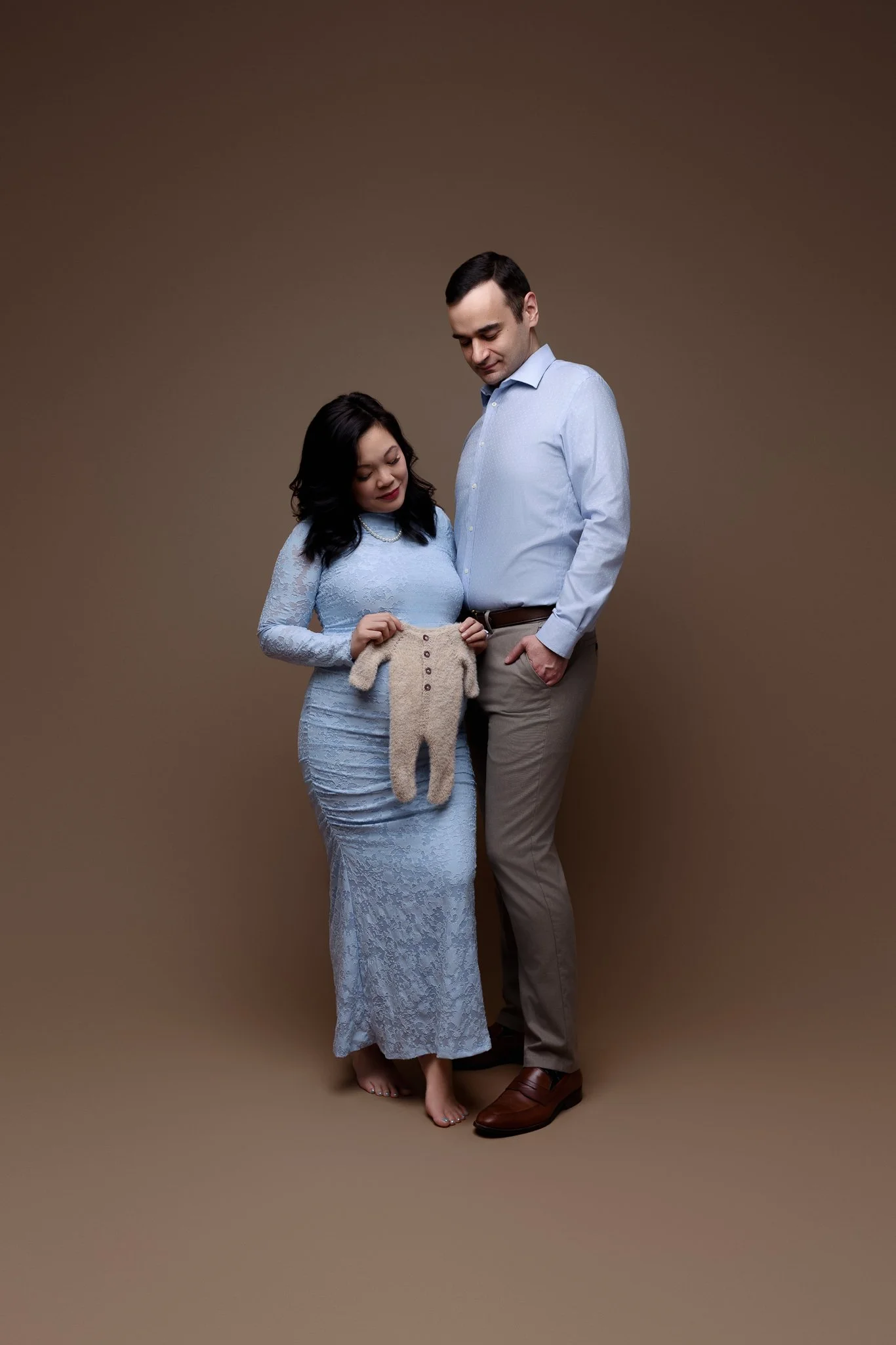 Atlanta, GA Maternity Photographer | Lisa Studio Maternity Session