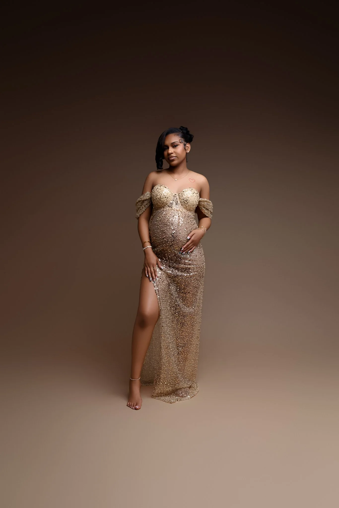 Atlanta, GA Maternity Photographer | Delaney Studio Maternity Session