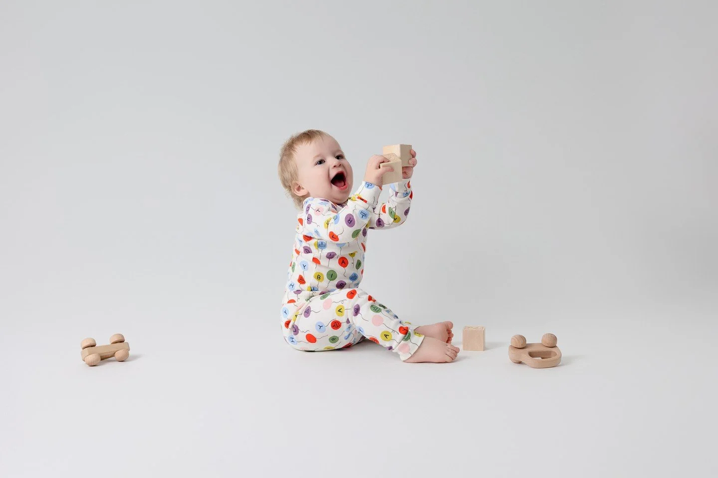 Atlanta area maternity, newborn, and family photographer.