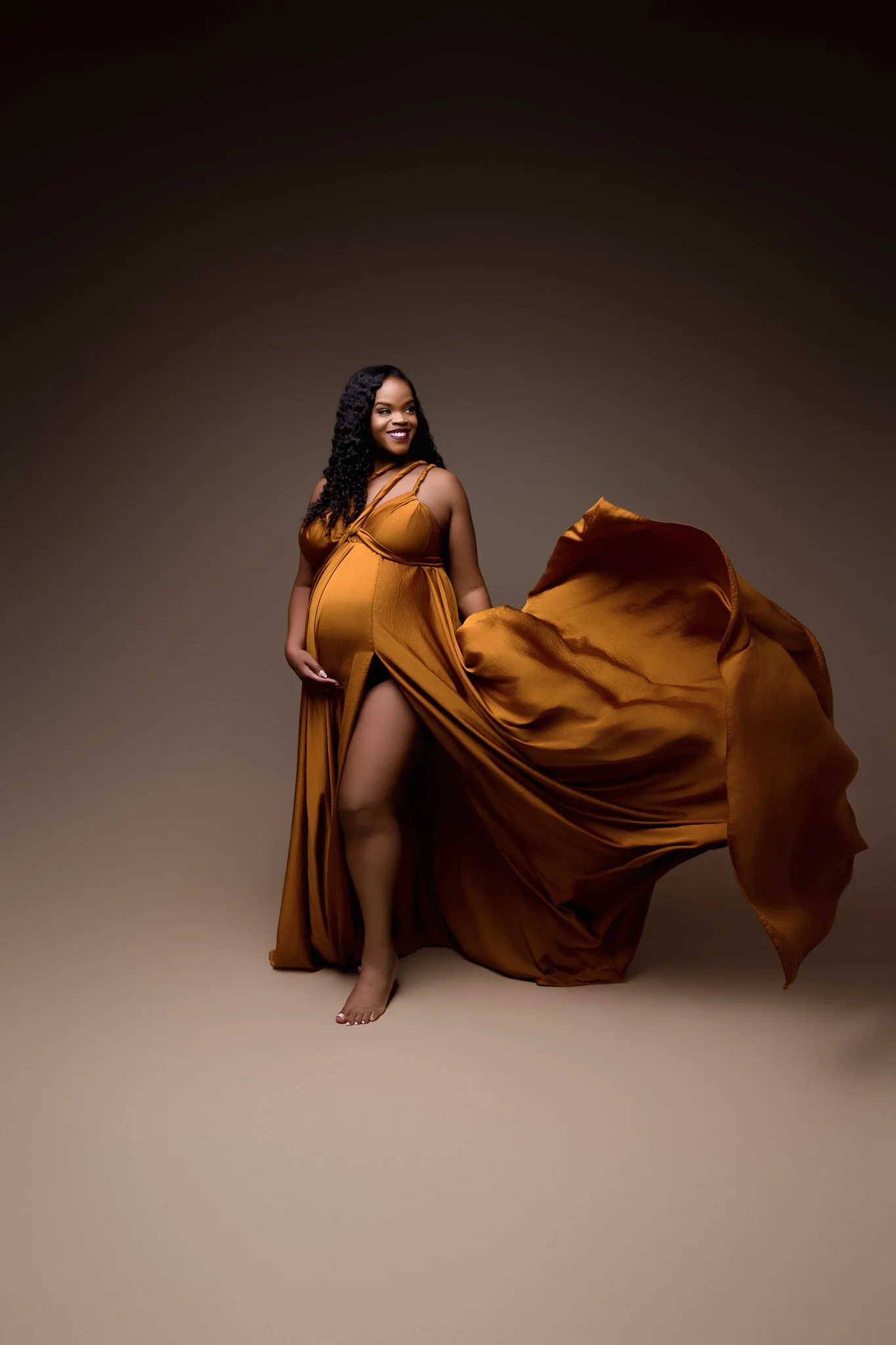 Studio Maternity Photographer in Atlanta, Georgia