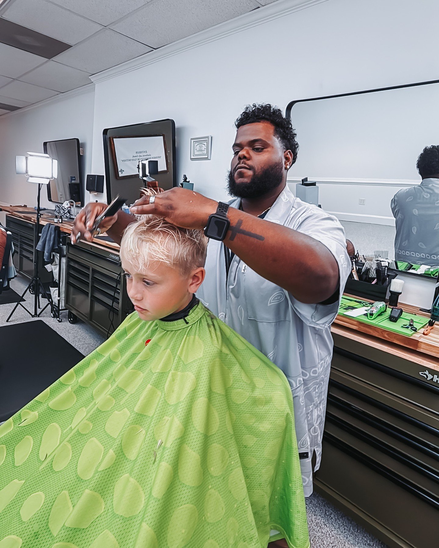 💈Book your appointments while slots are available for this weekend. Book ahead so you will be sure to get on the books💈
#elonnc #saxpahawnc #mebanenc  #grahamnc #burlingtonnc #libertync #whitsettnc #gibsonvillenc